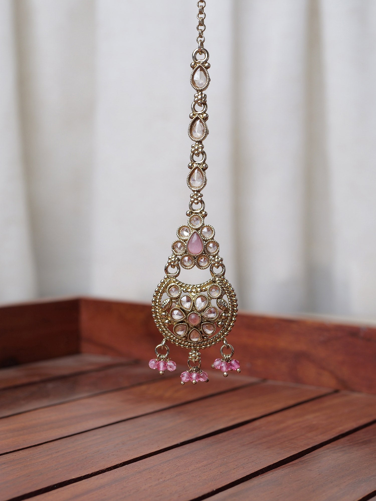 Saara Maang Tikka in Pink and Antique Gold
