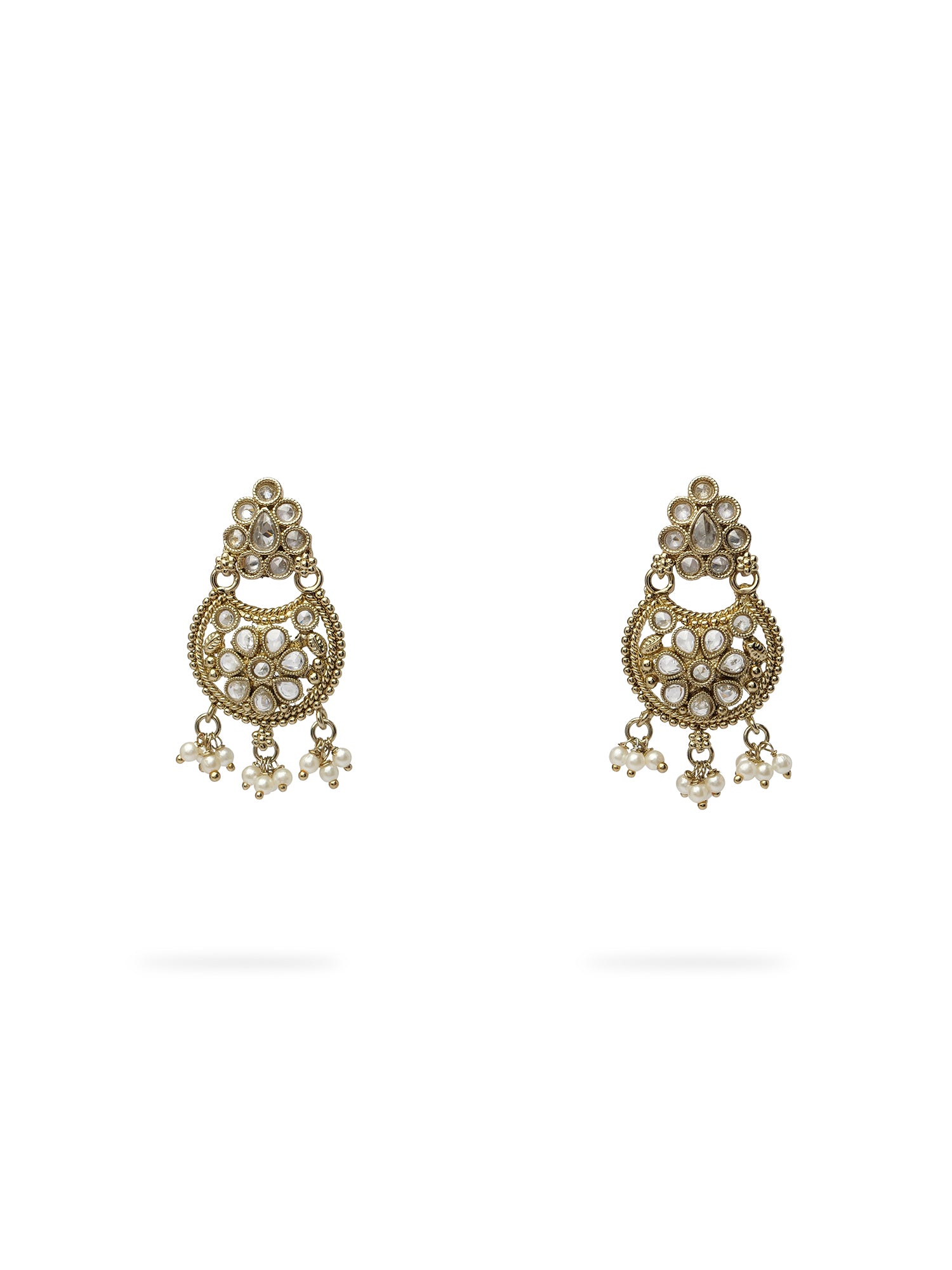 Saara Earrings in Pearl and White