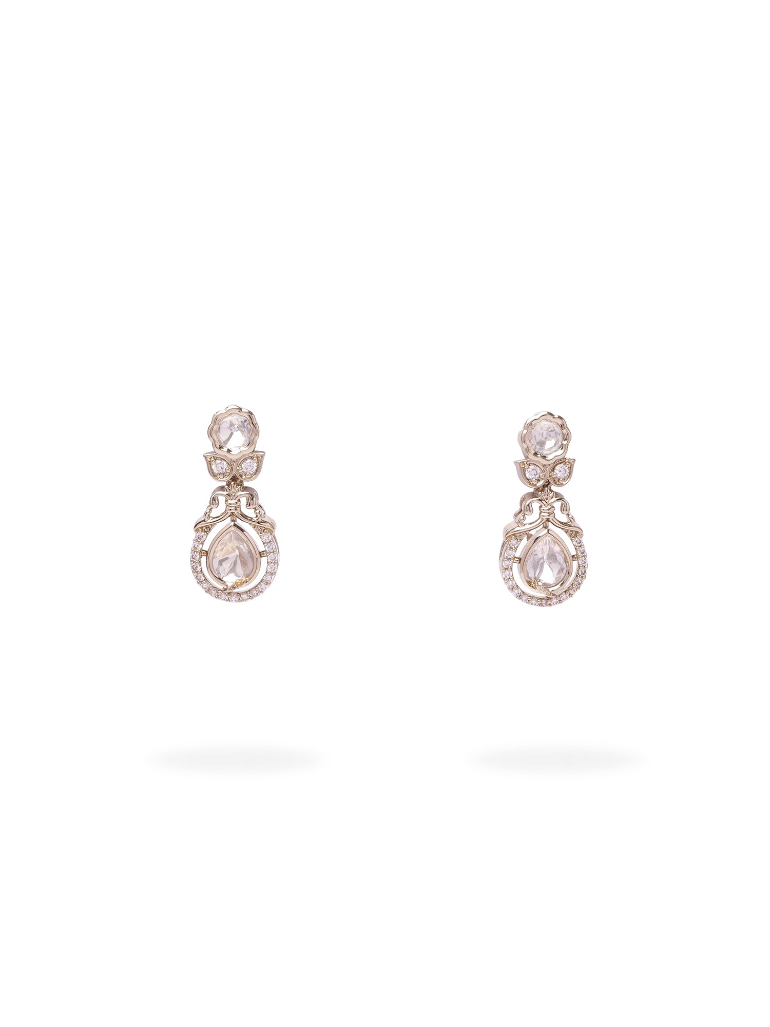 Saira Kundan Necklace Set in White