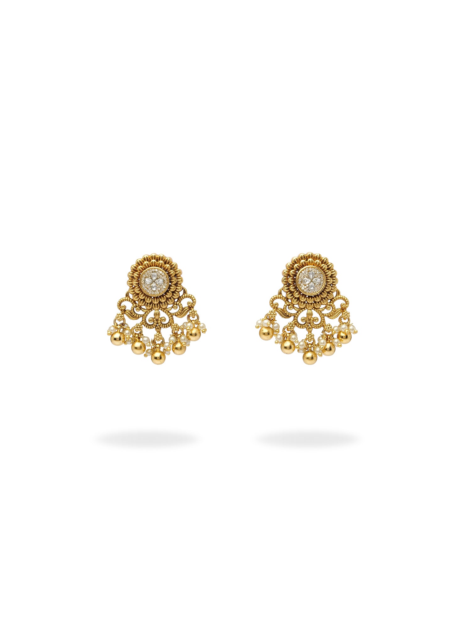 Samaya Kundan Small Earrings in White