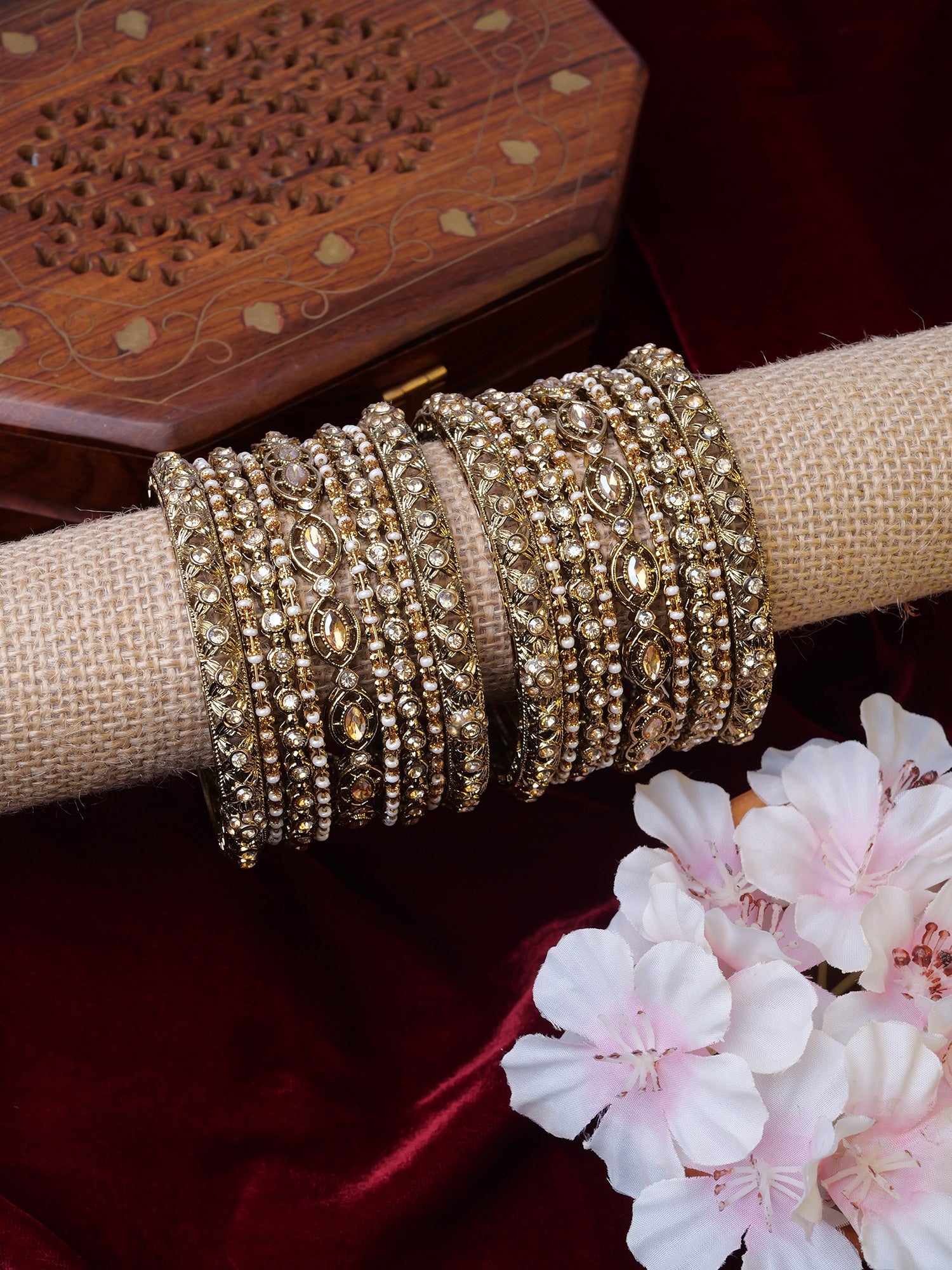 Samika Bangle Set in Antique Gold