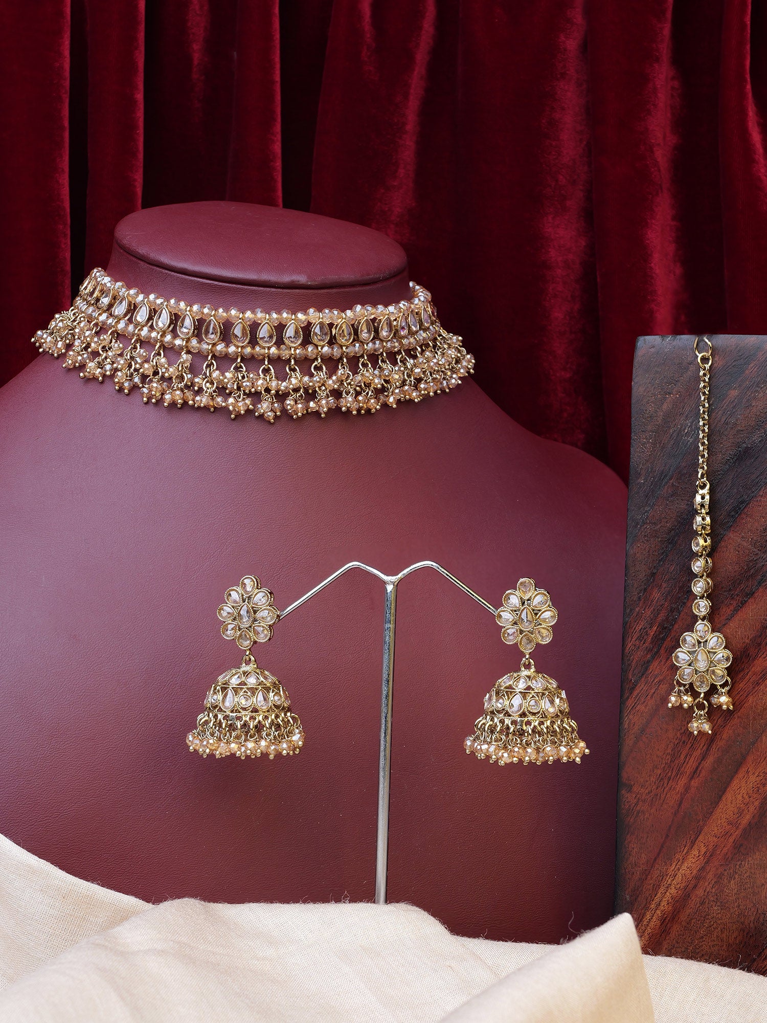 Sarfina Choker Set in Champagne and Antique Gold