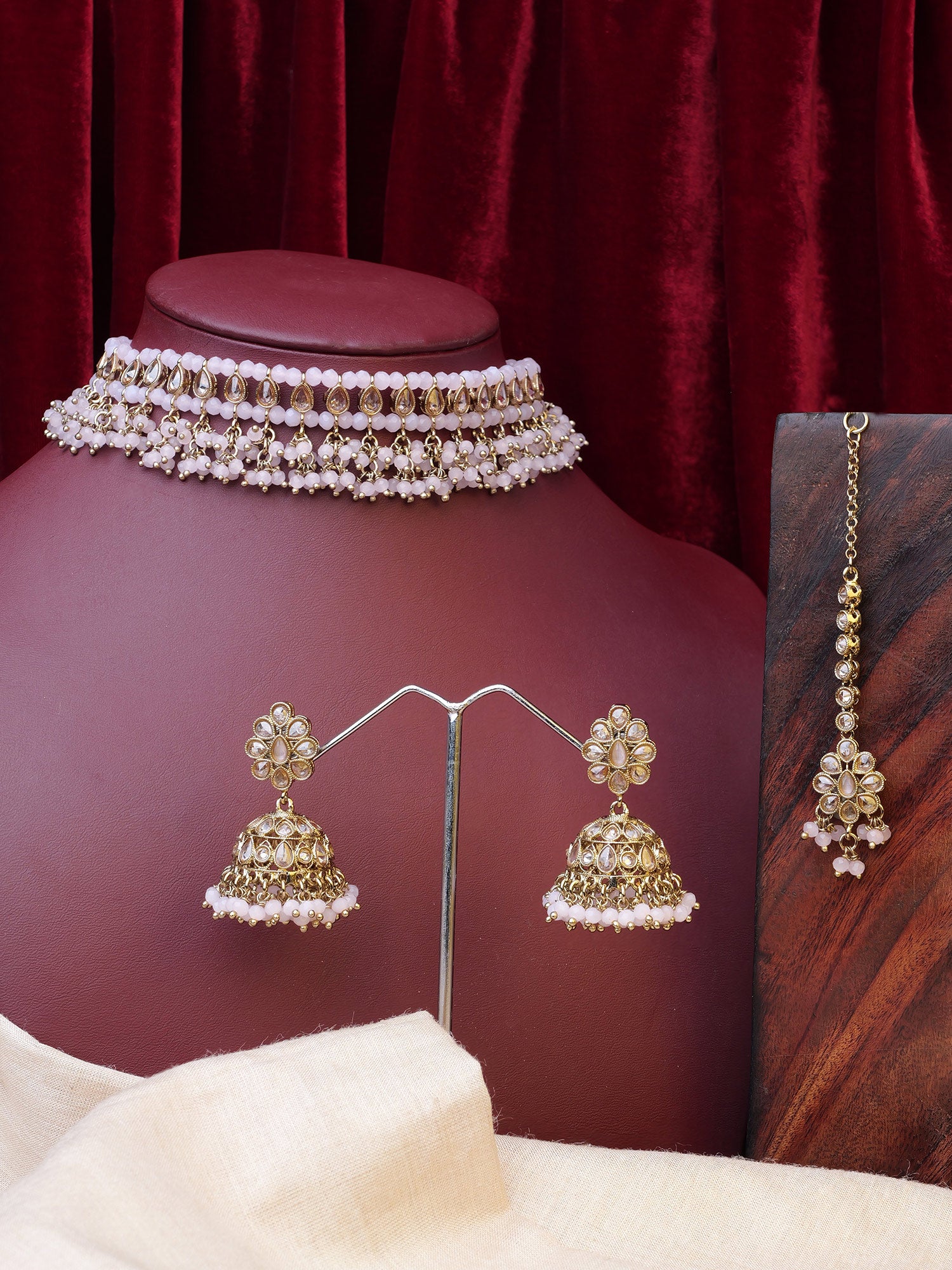 Sarfina Choker Set in Light Pink and Antique Gold