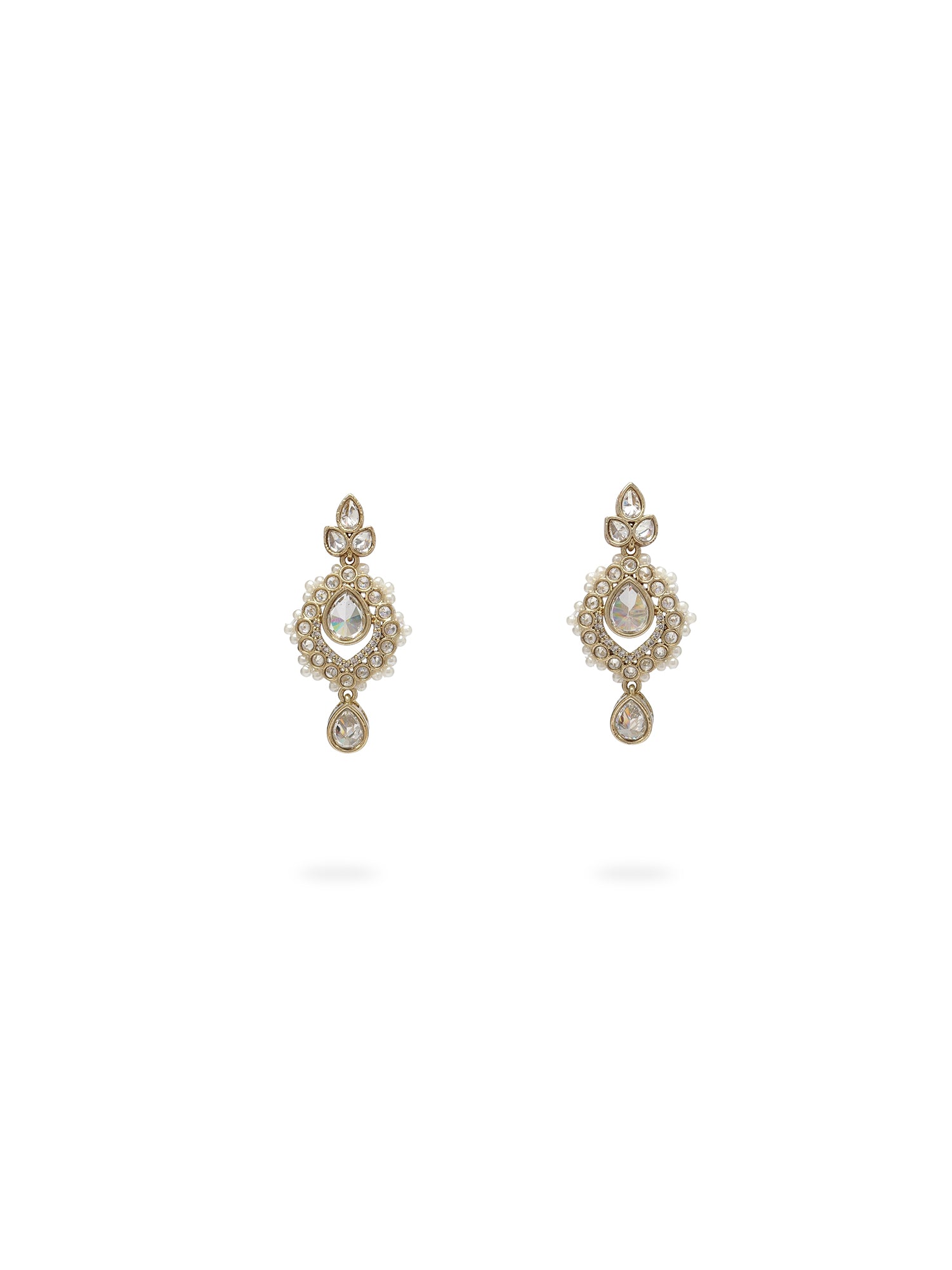 Selina Necklace Set in Pearl and White