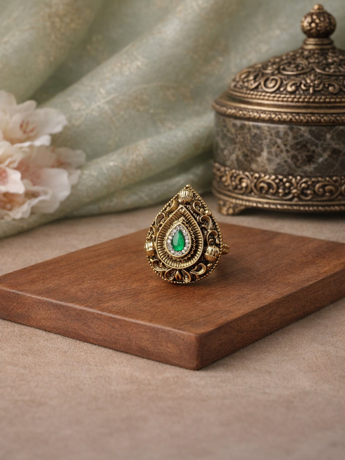 Shabnam Classic Ring in Green