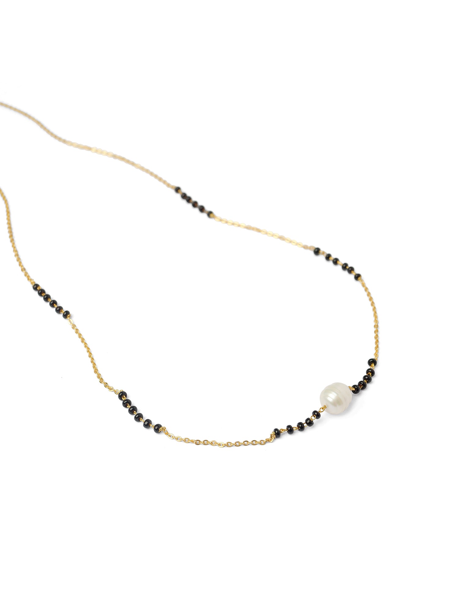 Shaina Beaded Peal Chain in Gold