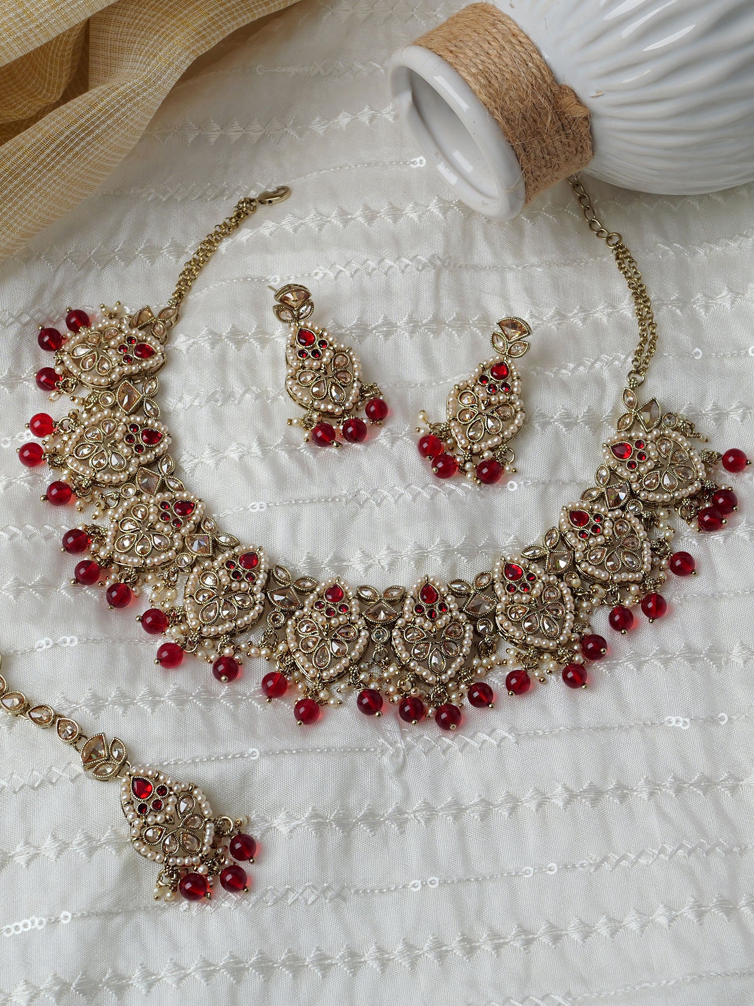 Shalina Necklace Set in Maroon
