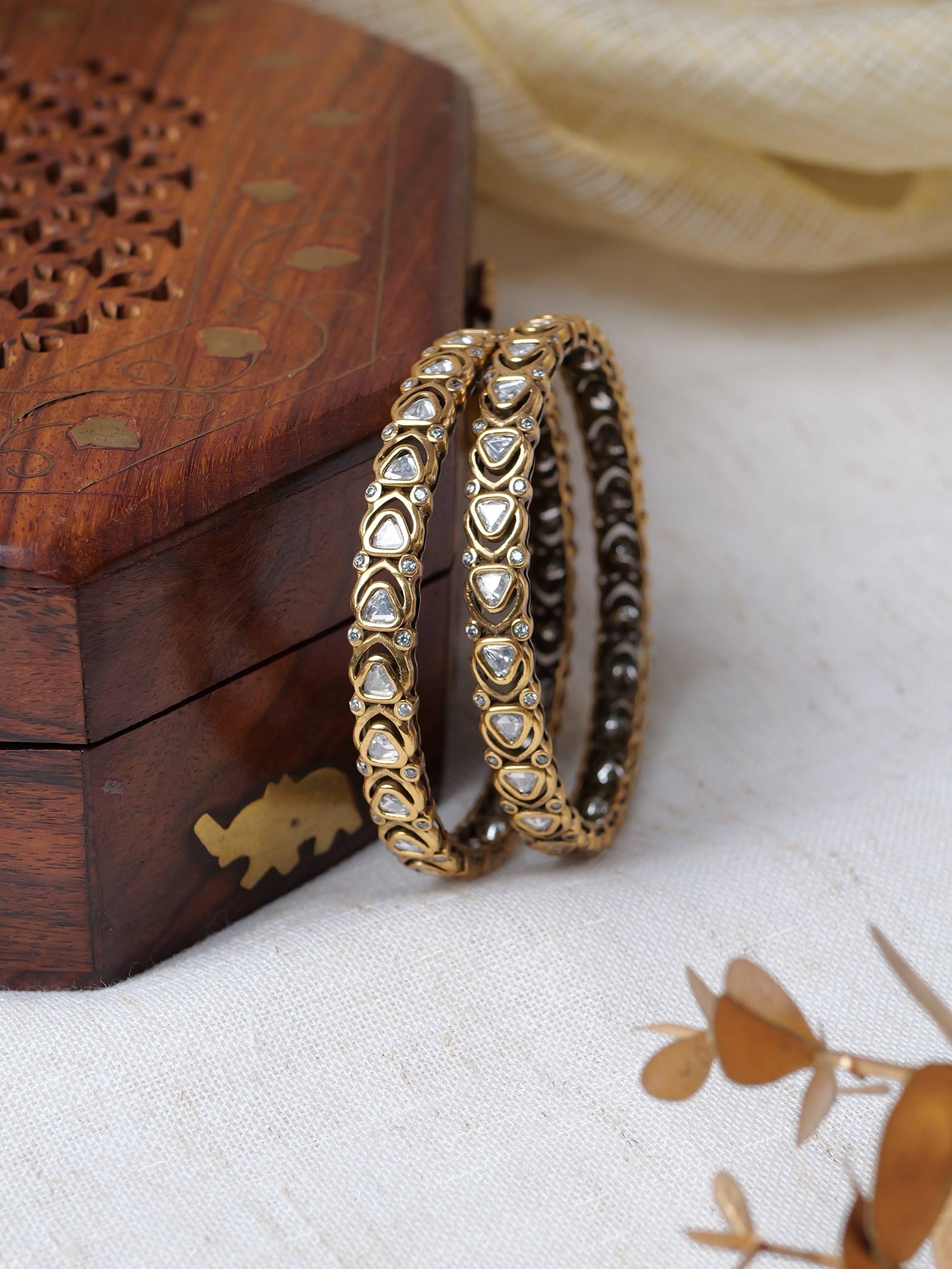 Sharvani Kundan Bangles in White