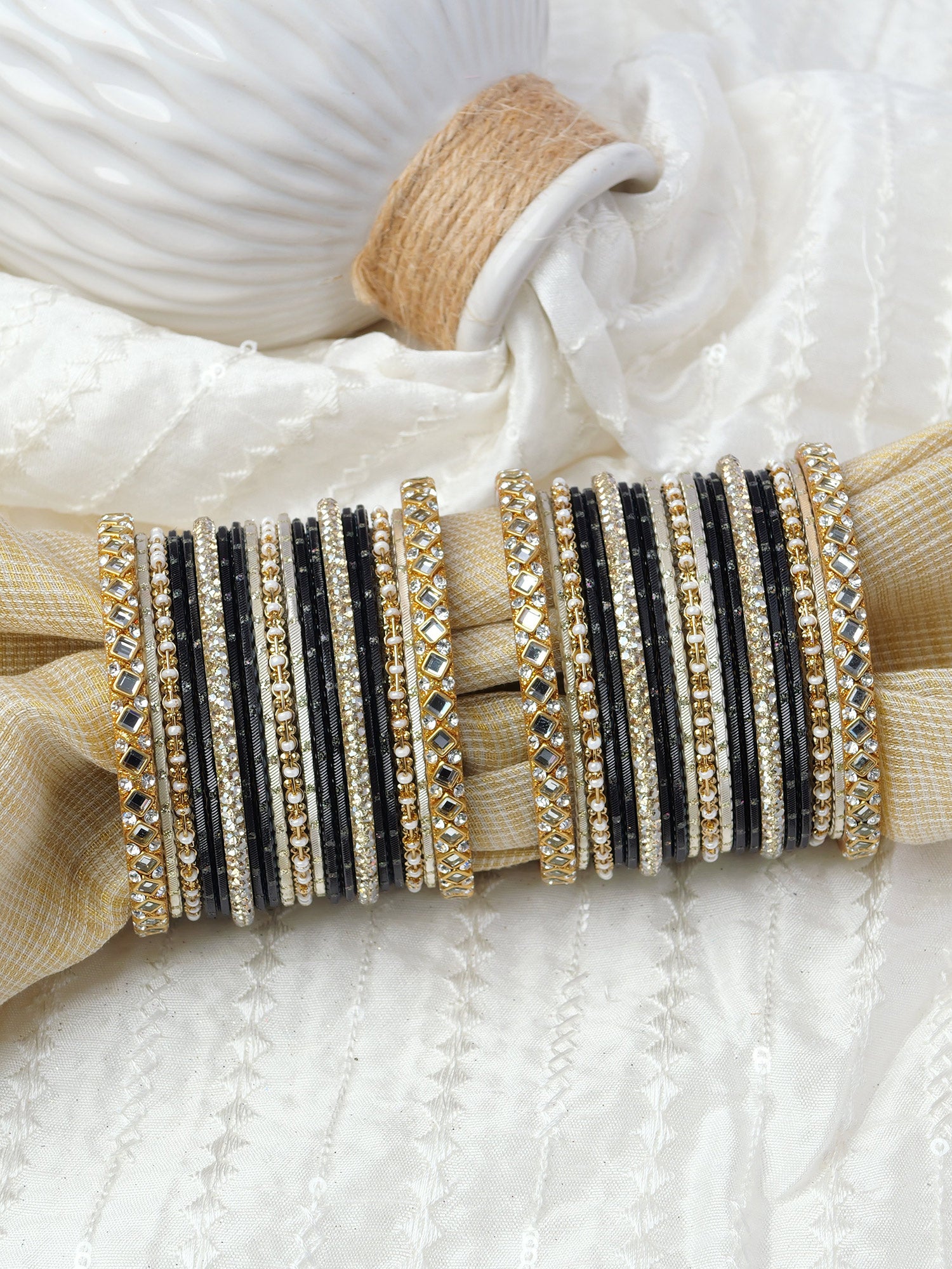 Shreya Bangle Set in Black and Antique Gold
