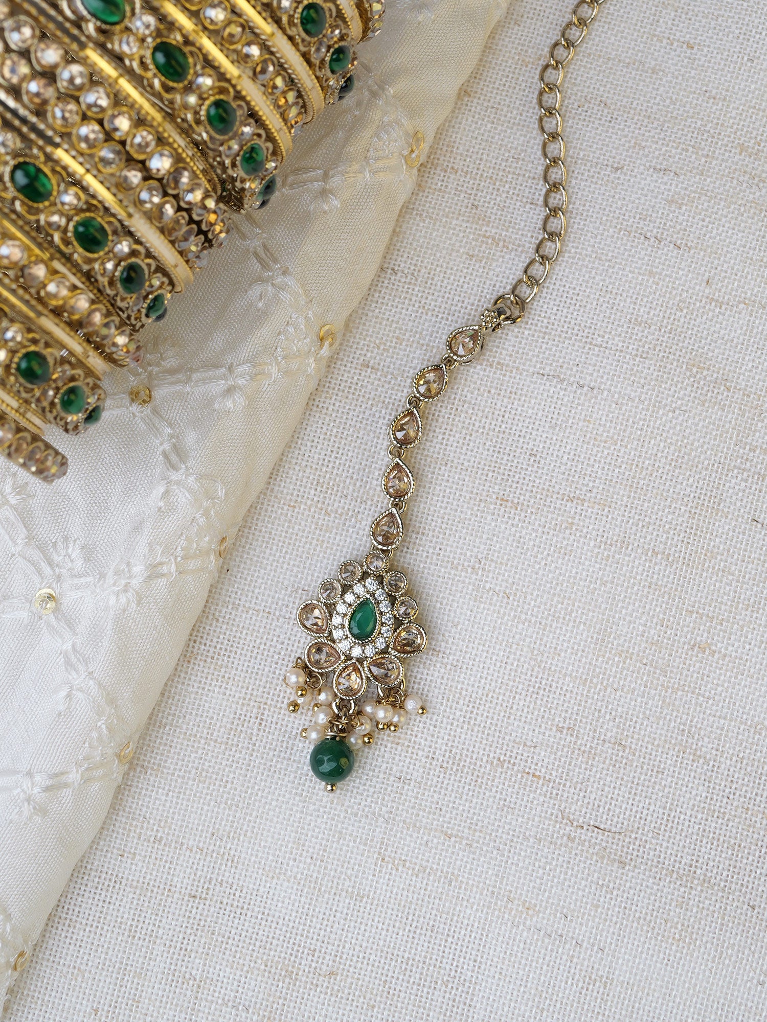 Sonal Pearl Maang Tikka in Green