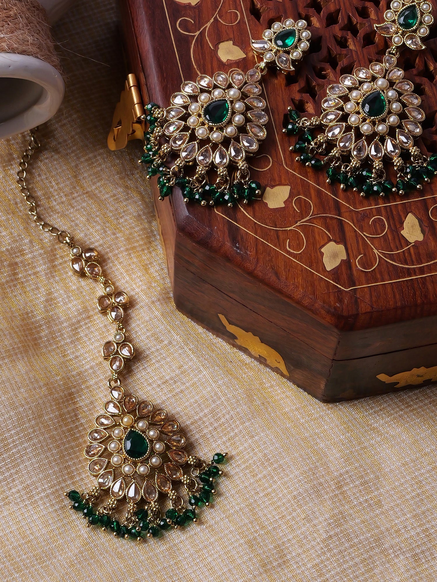 Soraya Maang Tikka in Green