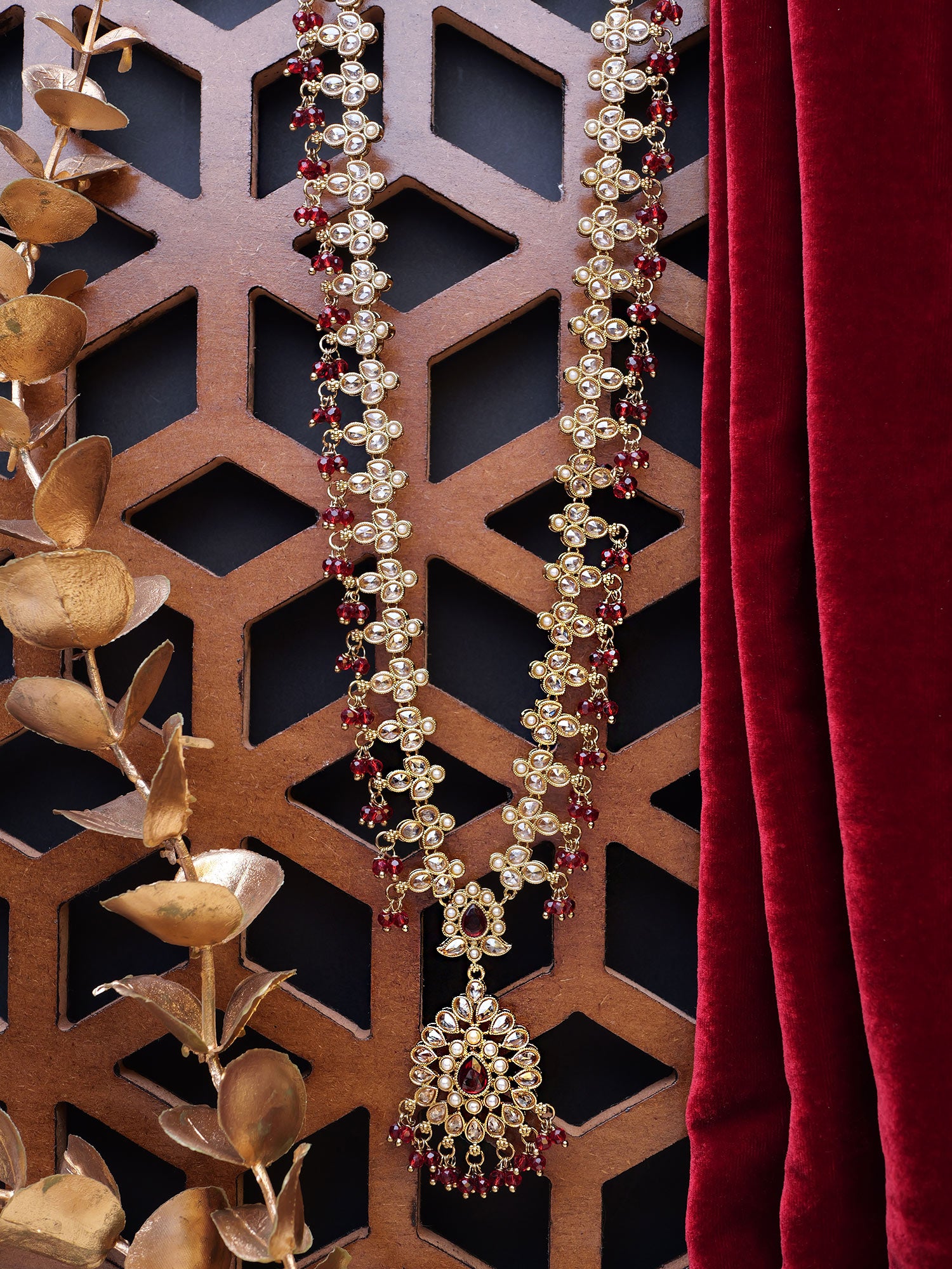 Soraya Rani Haar in Maroon and Antique Gold
