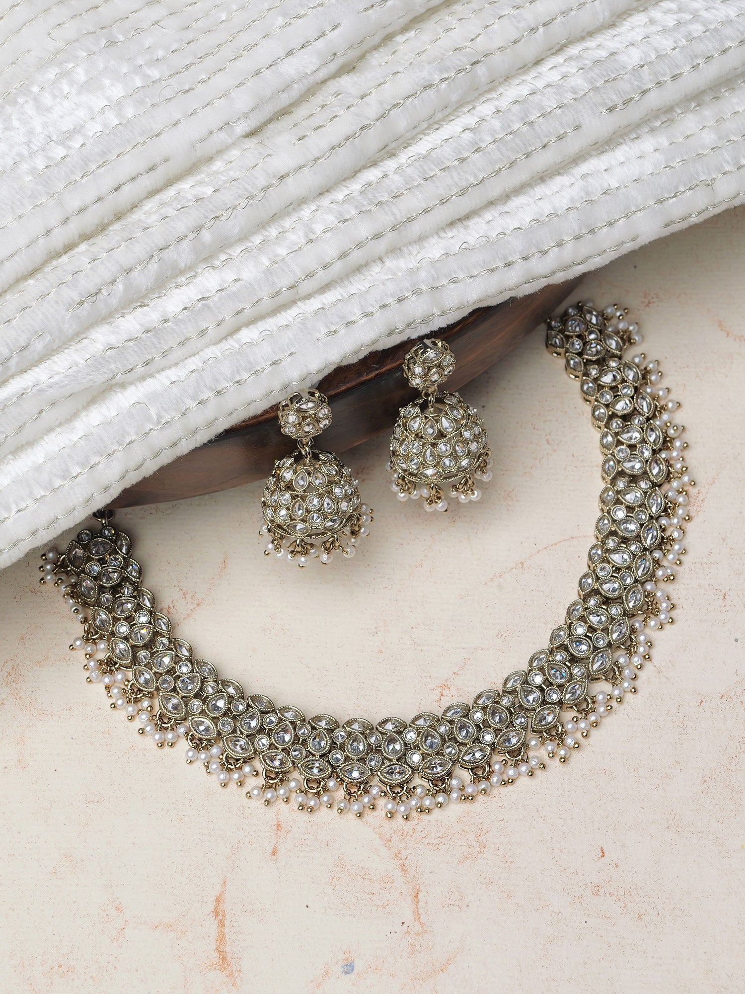 Tamira Necklace Set in White