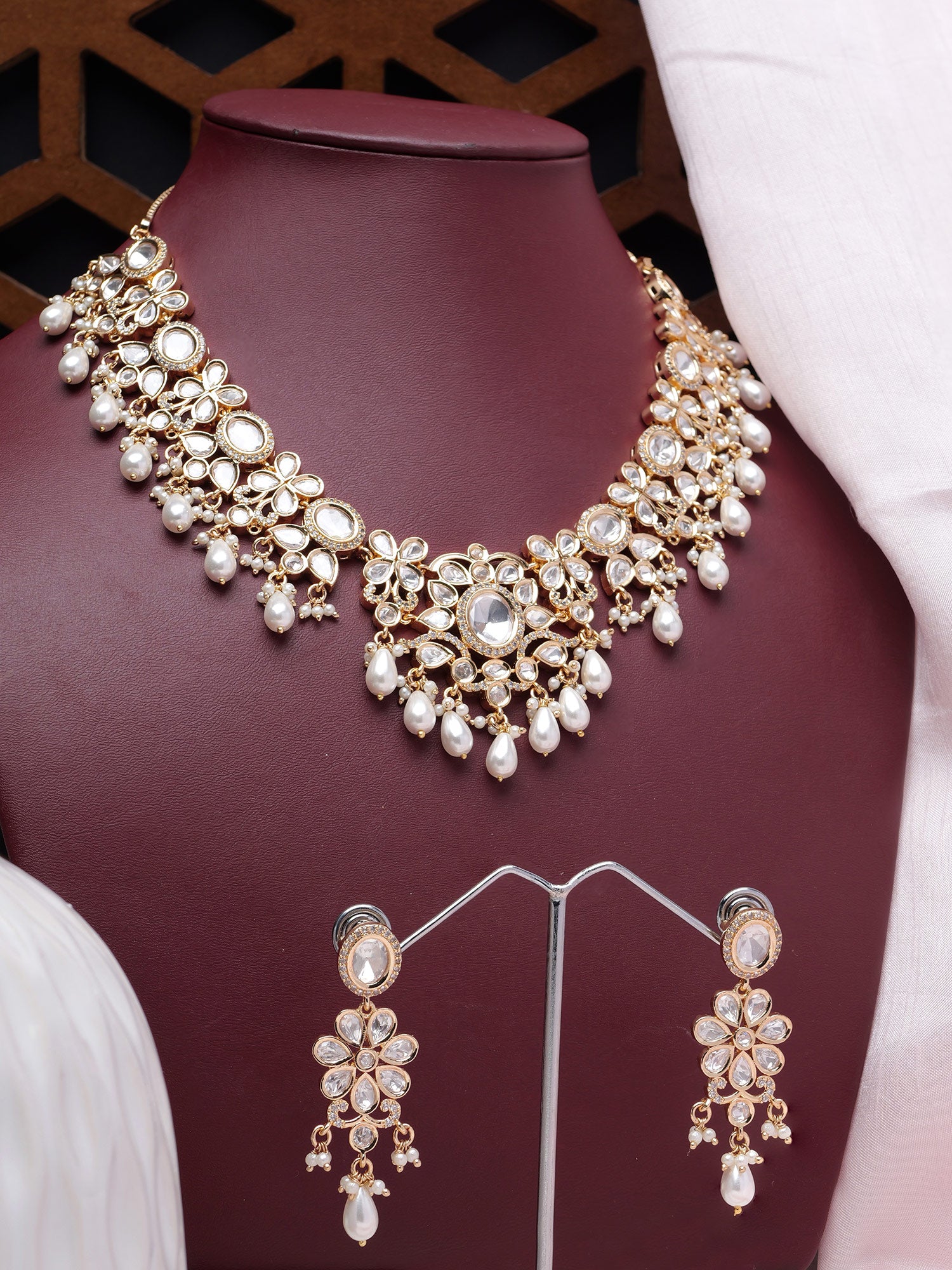 Tarani Kundan Necklace Set in White