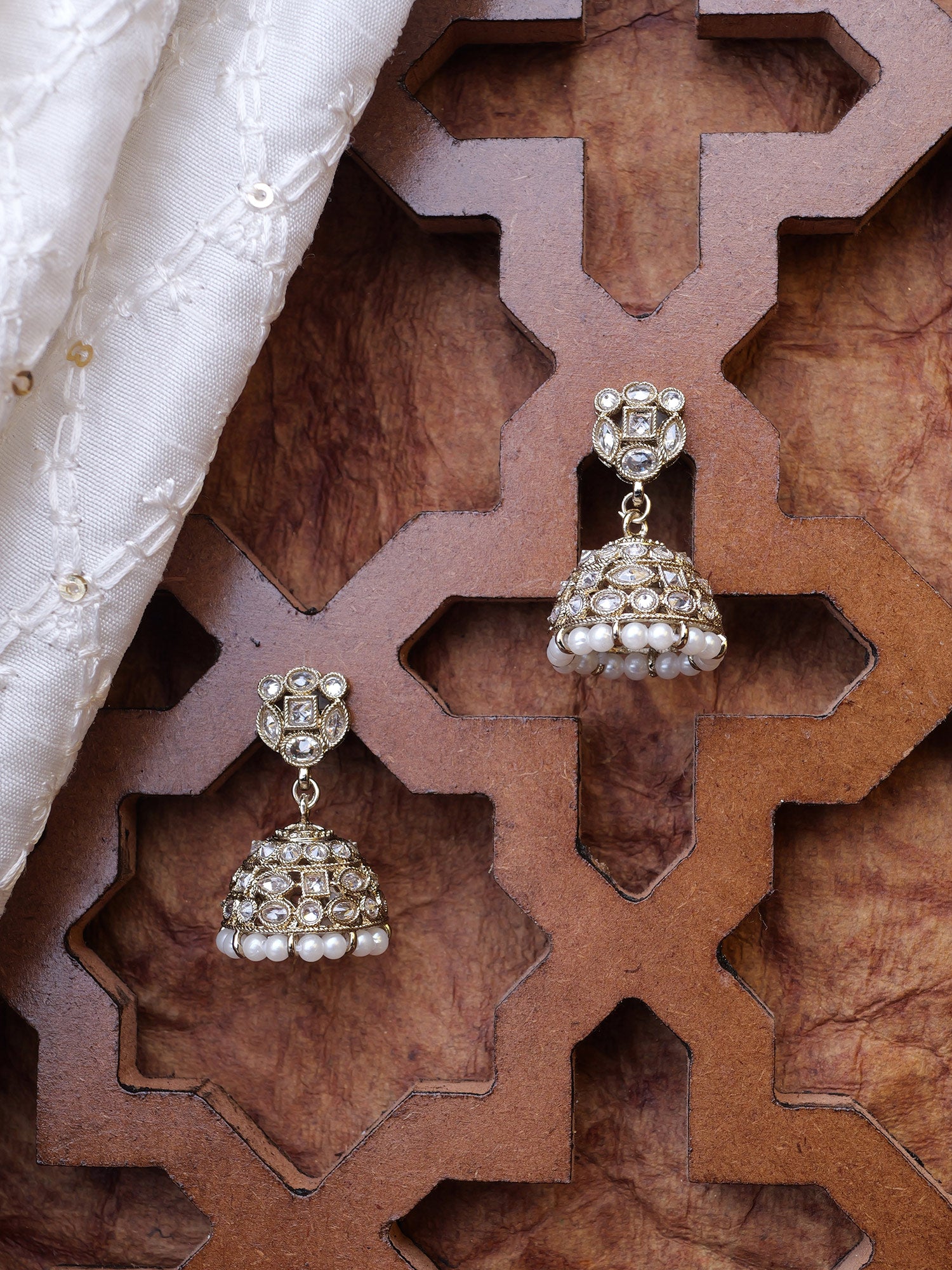 Tisha Jhumka Earrings in White