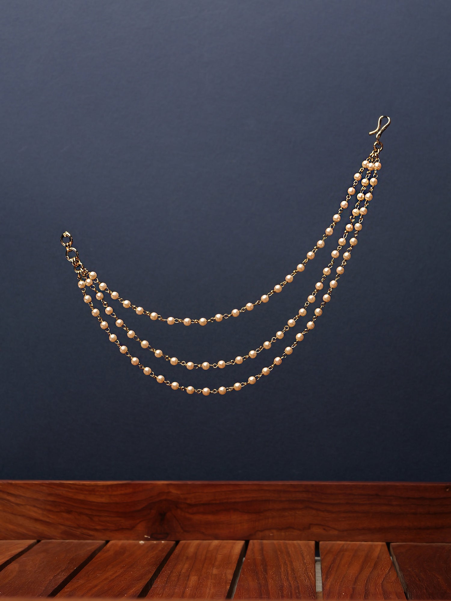 Triple Layer Simple Ear Chains in Pearl