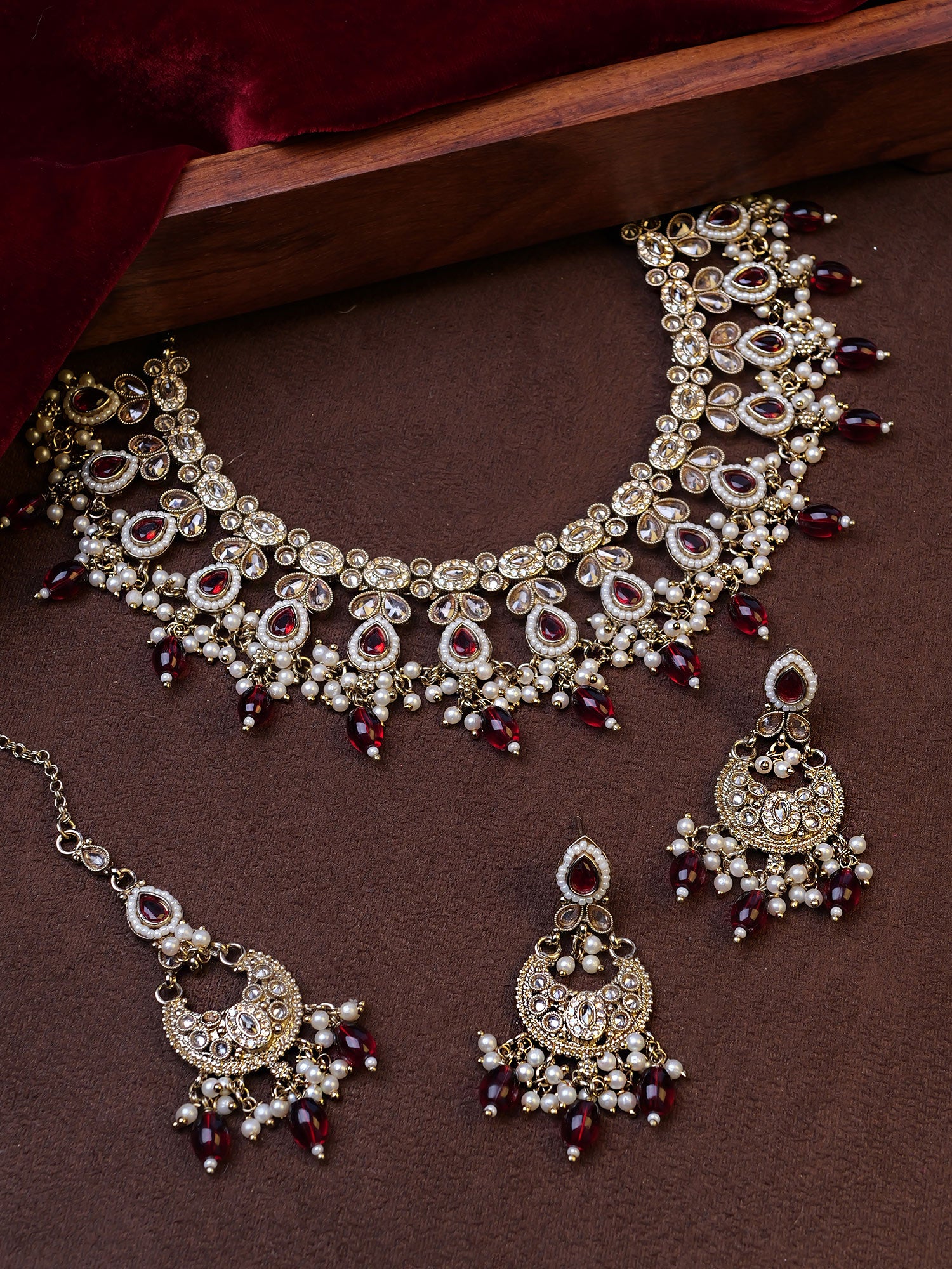 Vedika Pearl Necklace Set in Maroon