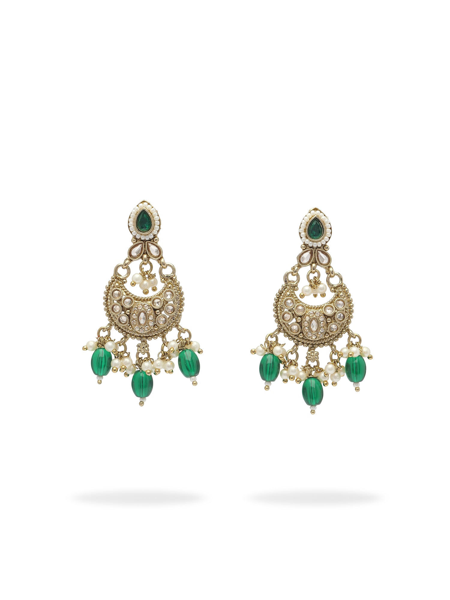 Vedika Pearl Necklace Set in Green