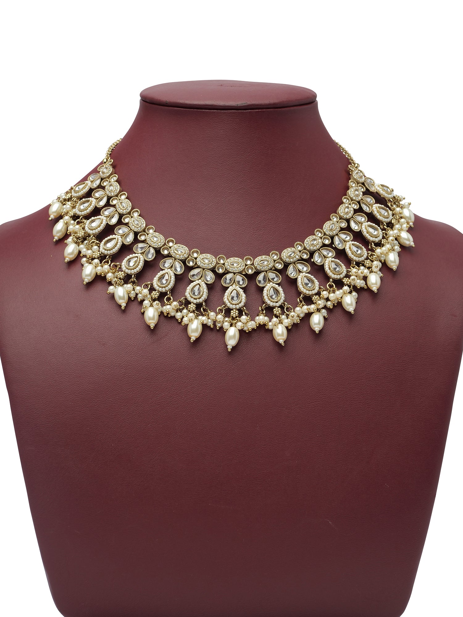 Vedika Pearl Necklace Set in White