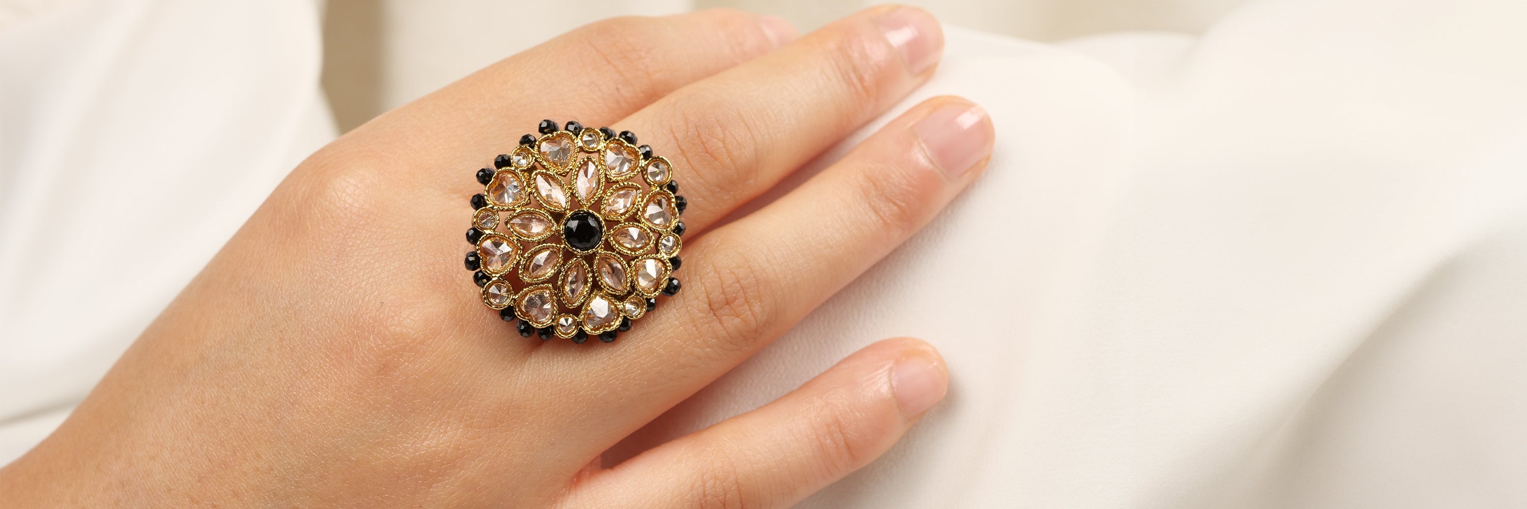WEB BANNER- BLACK JEWELLERY