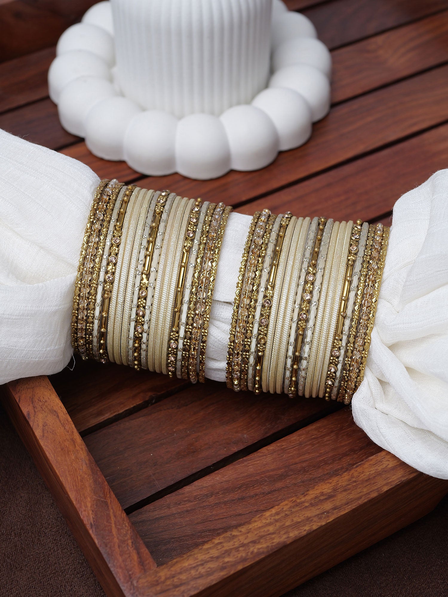Zarina Antique Bangle Set in Cream
