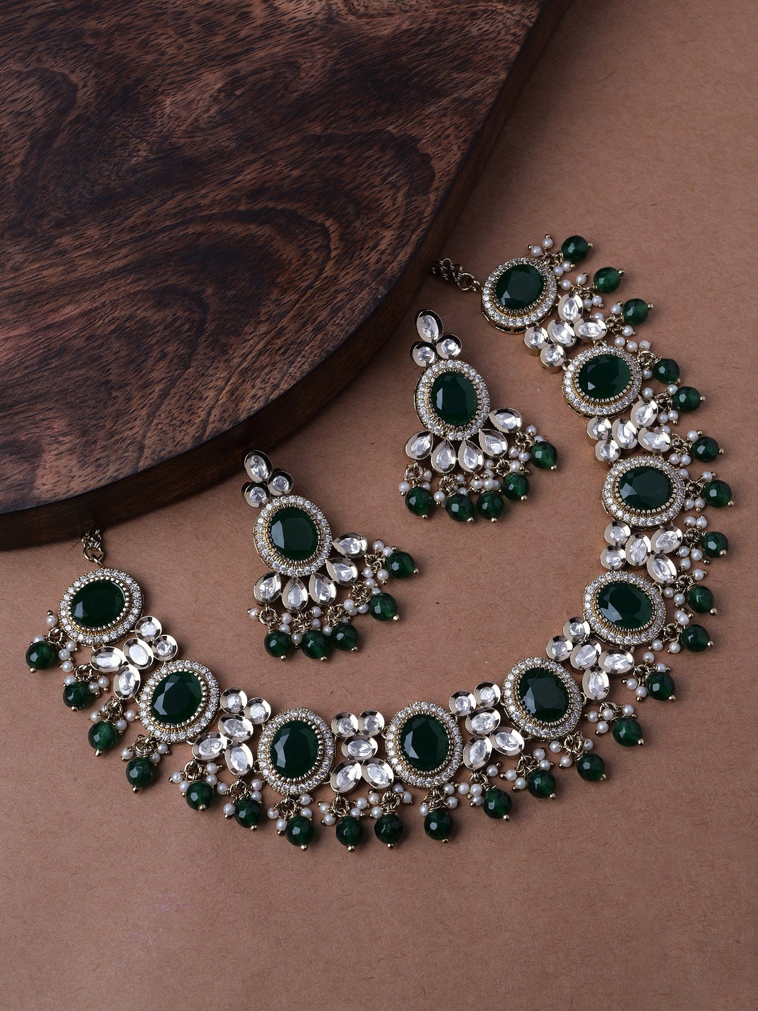 Zavira Kundan Necklace Set in Green