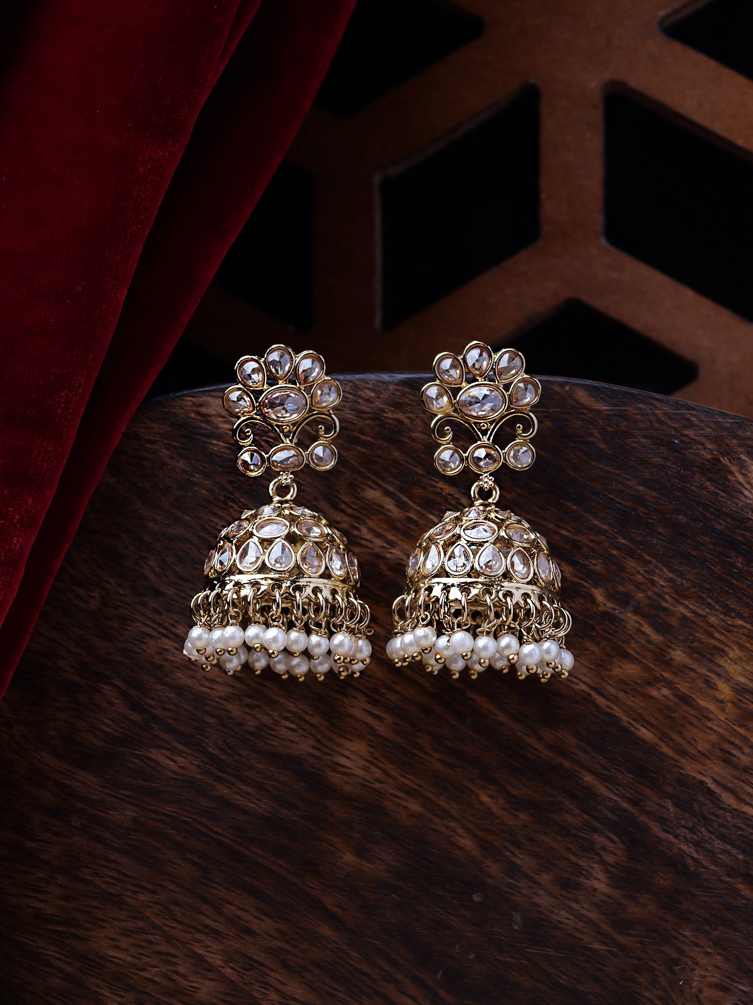 Zehra Jhumka Earrings in Chamapagne