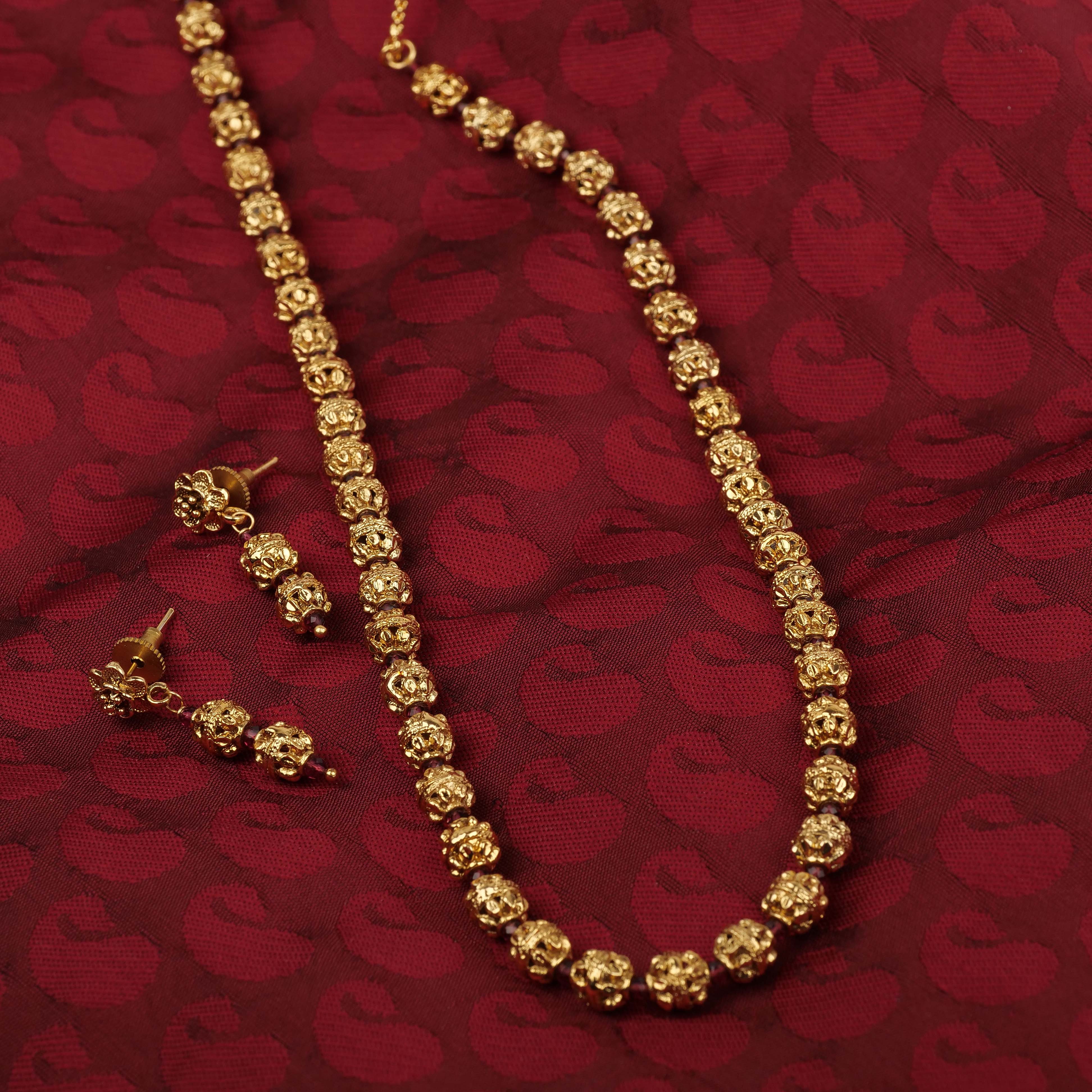Sarika Chain Set in Ruby