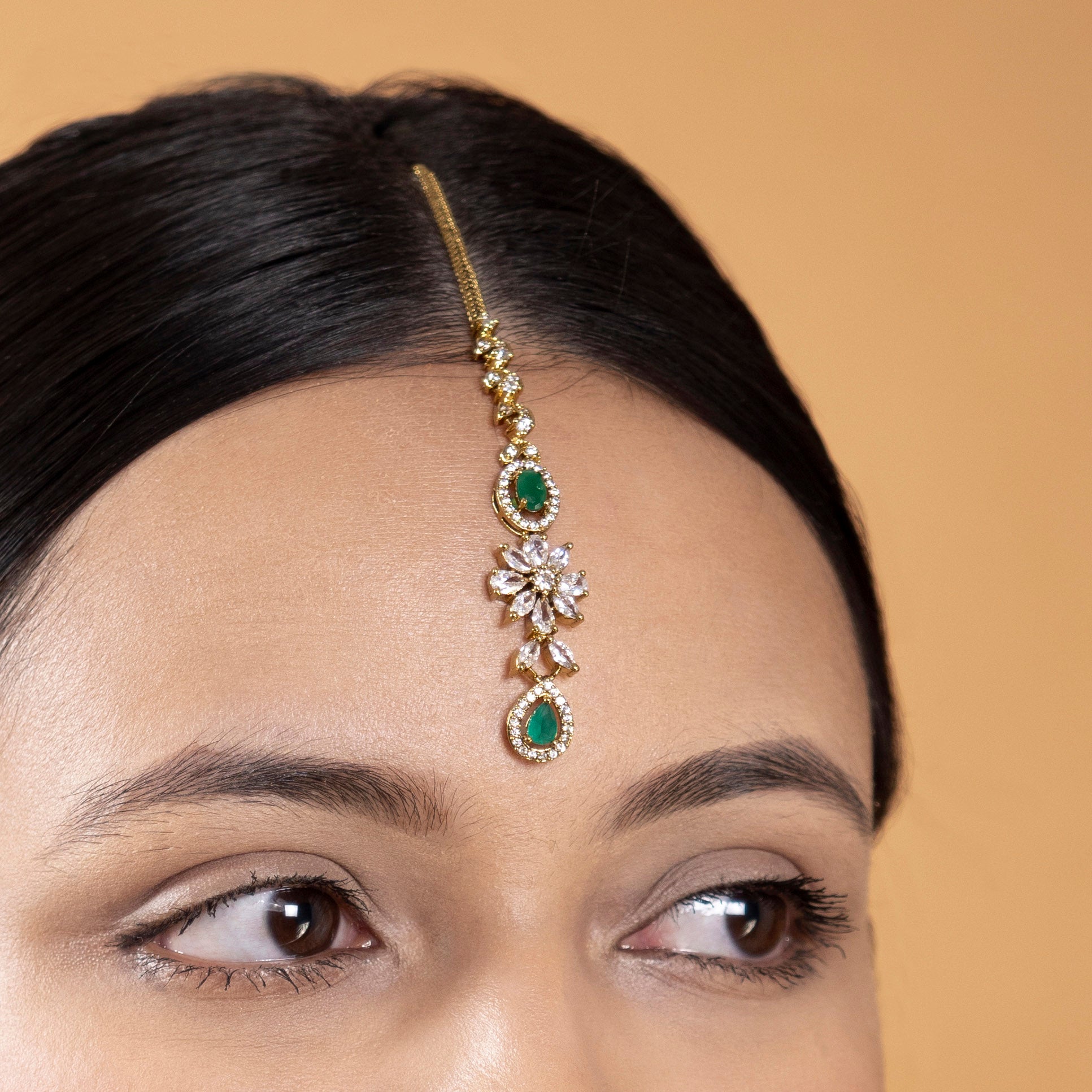 Floral Cubic Zirconia Maang Tikka in Green