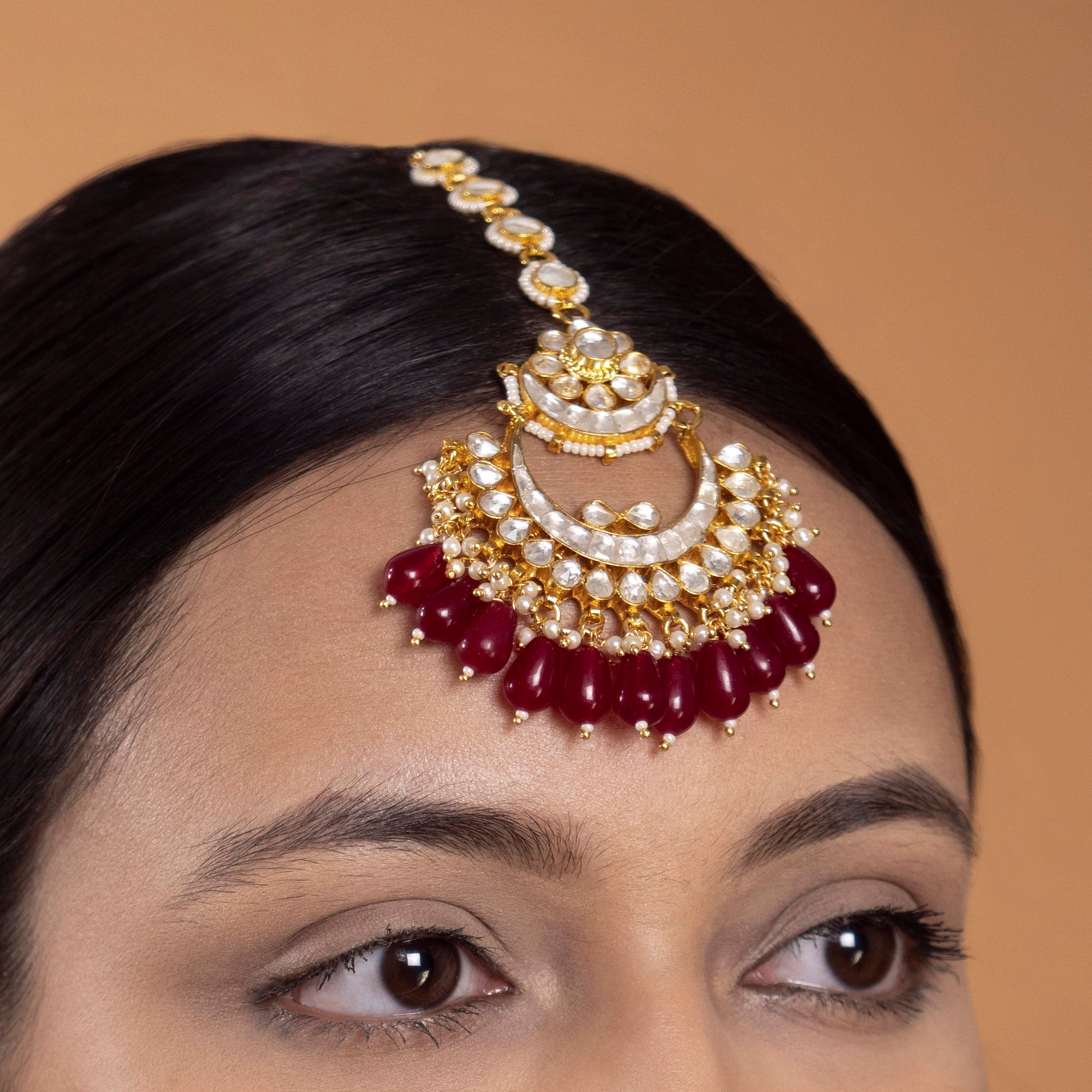 Livani Kundan Tikka in Maroon