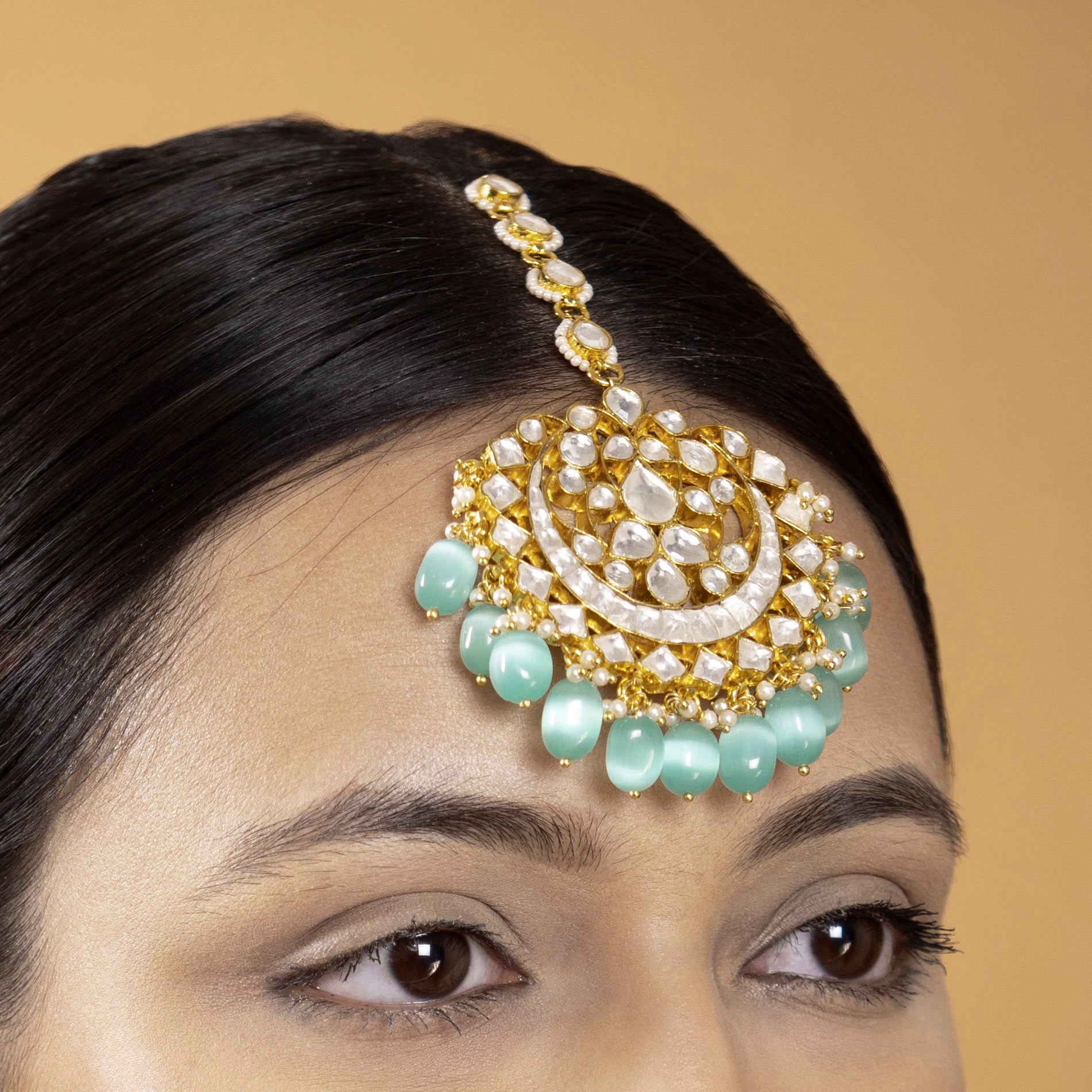 Arnika Kundan Maang Tikka in Mint