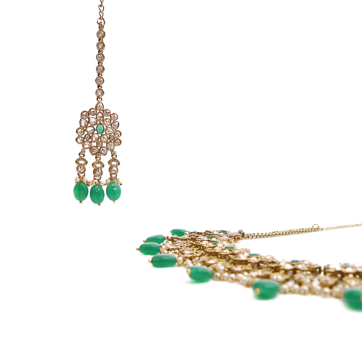Niya Necklace Set in Emerald and Antique Gold