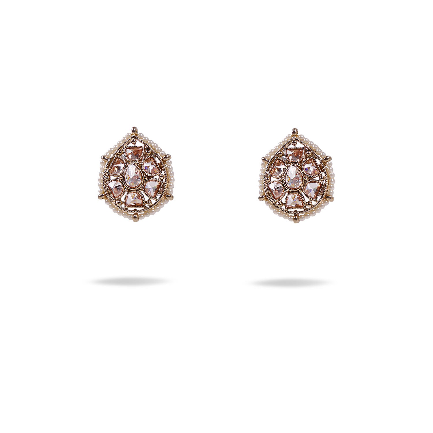 Alani Studs in Pearl and Antique Gold
