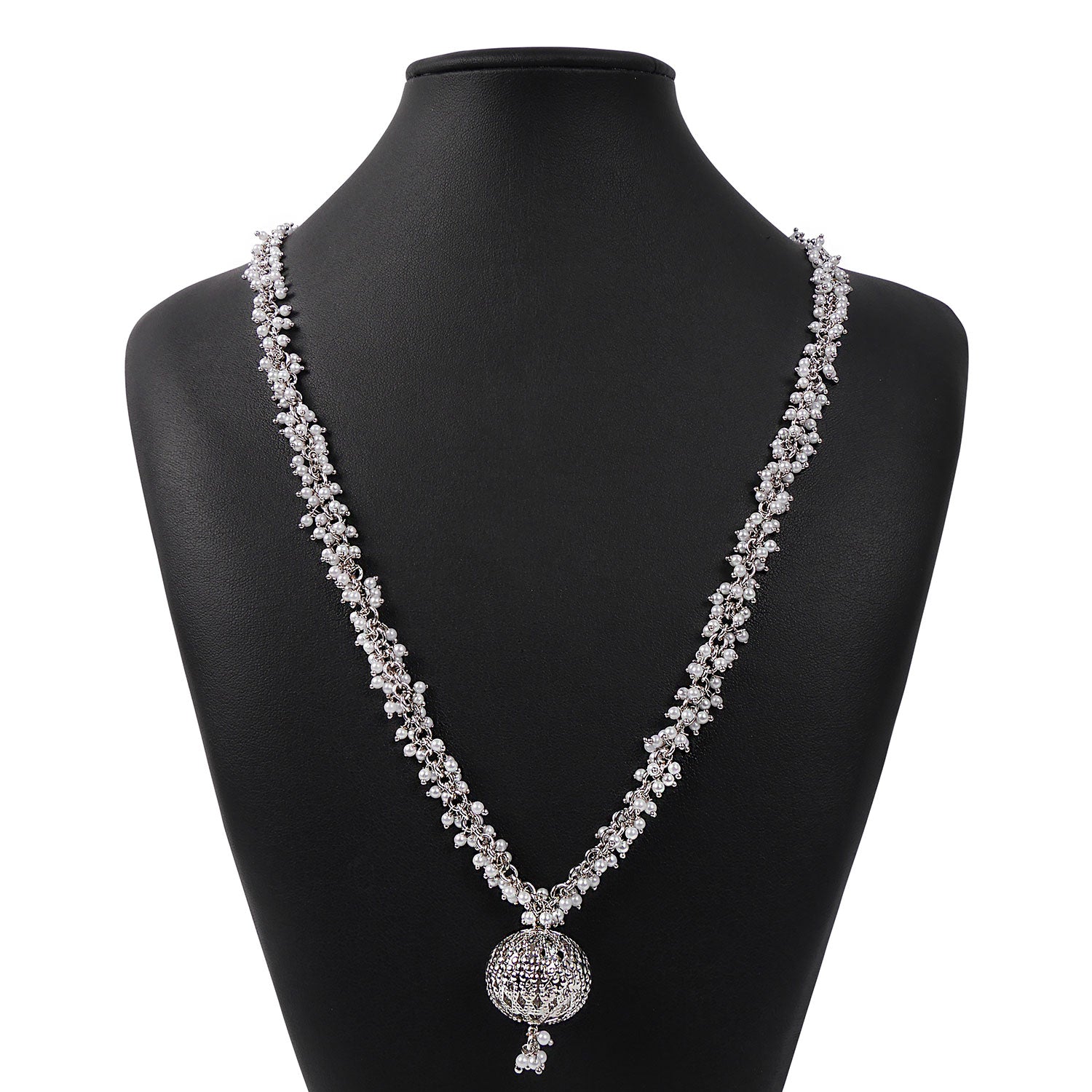 Kinara Cluster Necklace in Pearl and Rhodium