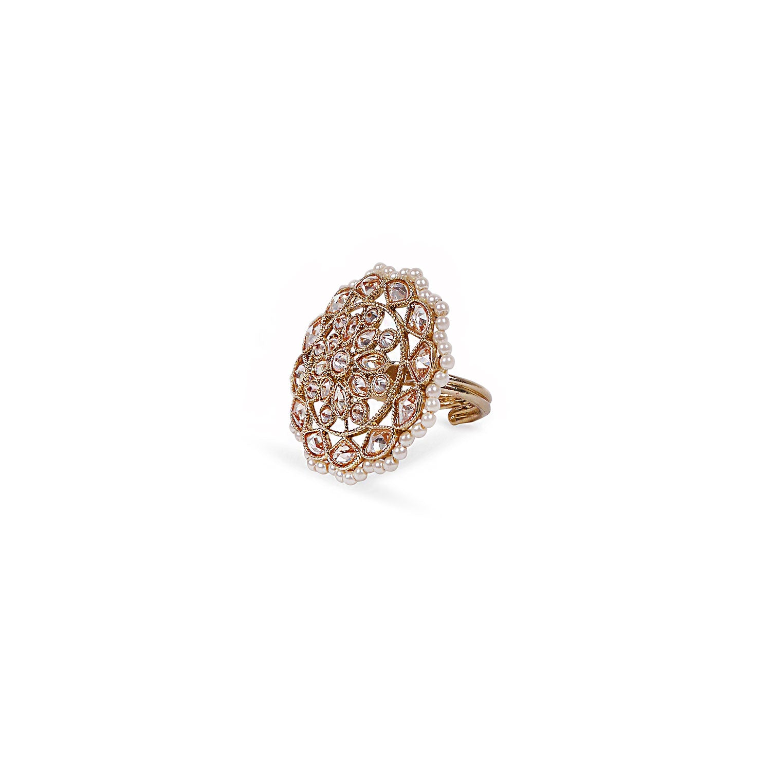 Ornate Ring in Pearl and Antique Gold