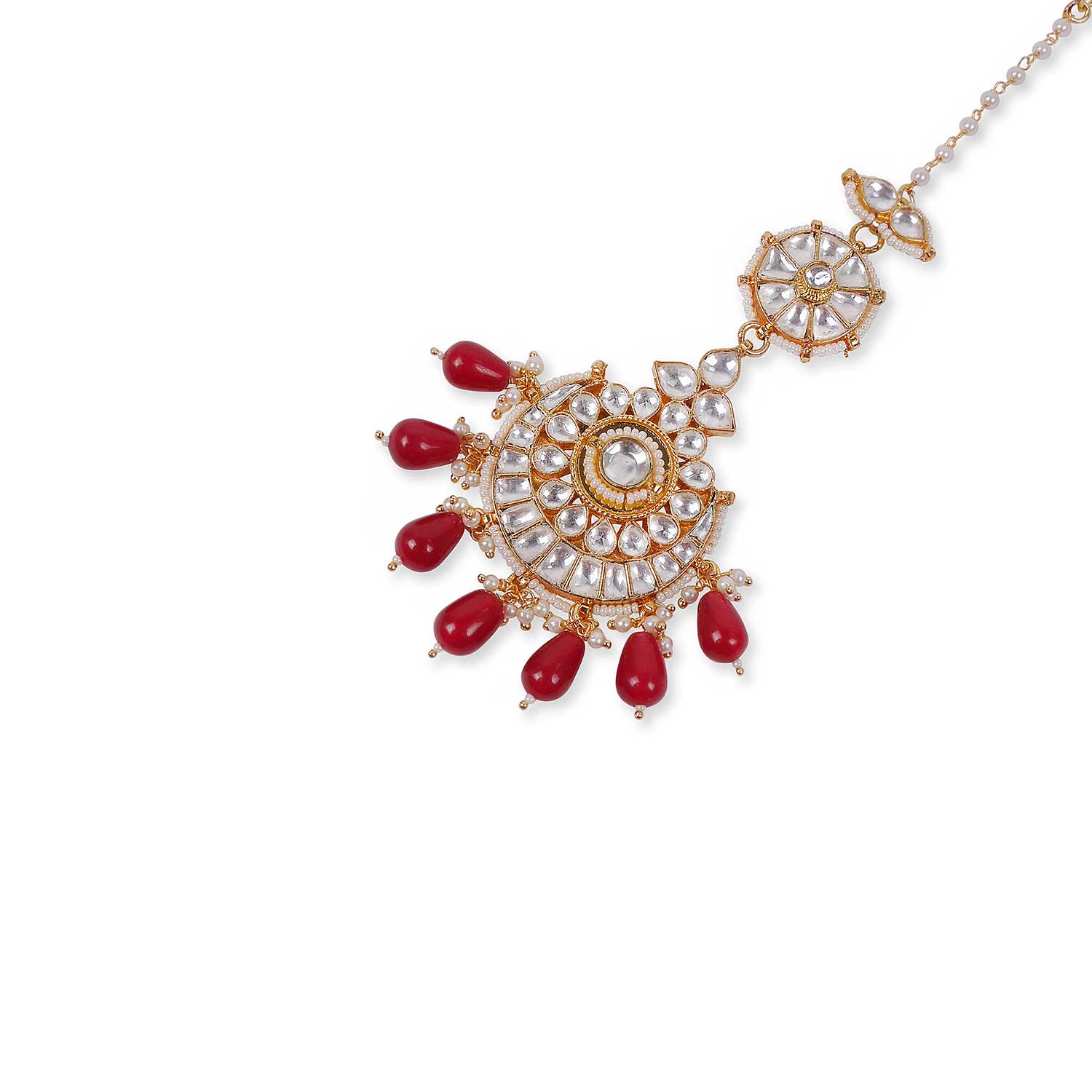 Rajashri Kundan Tikka in Maroon