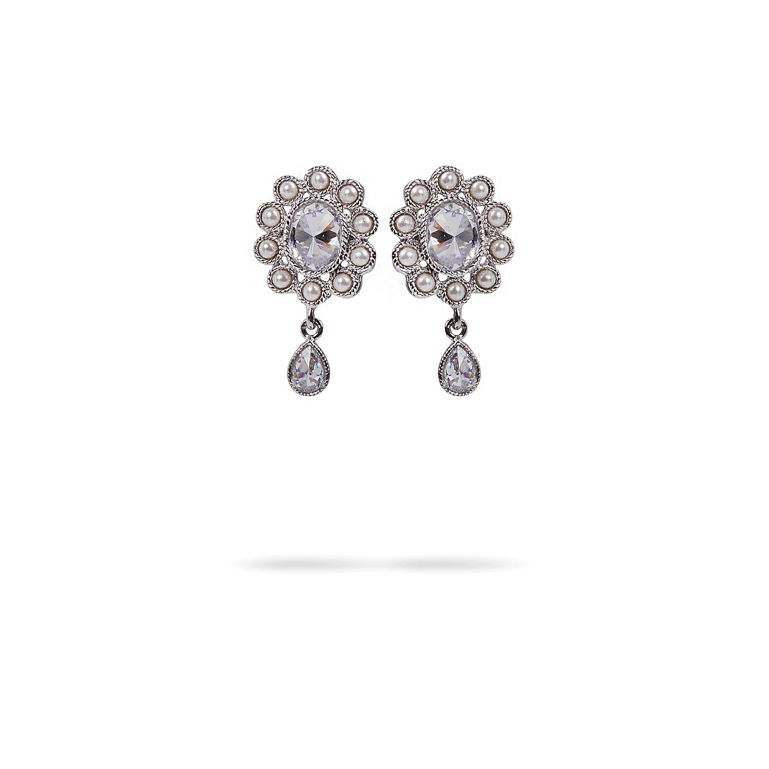 Simple Floral Necklace Set in Pearl and Rhodium