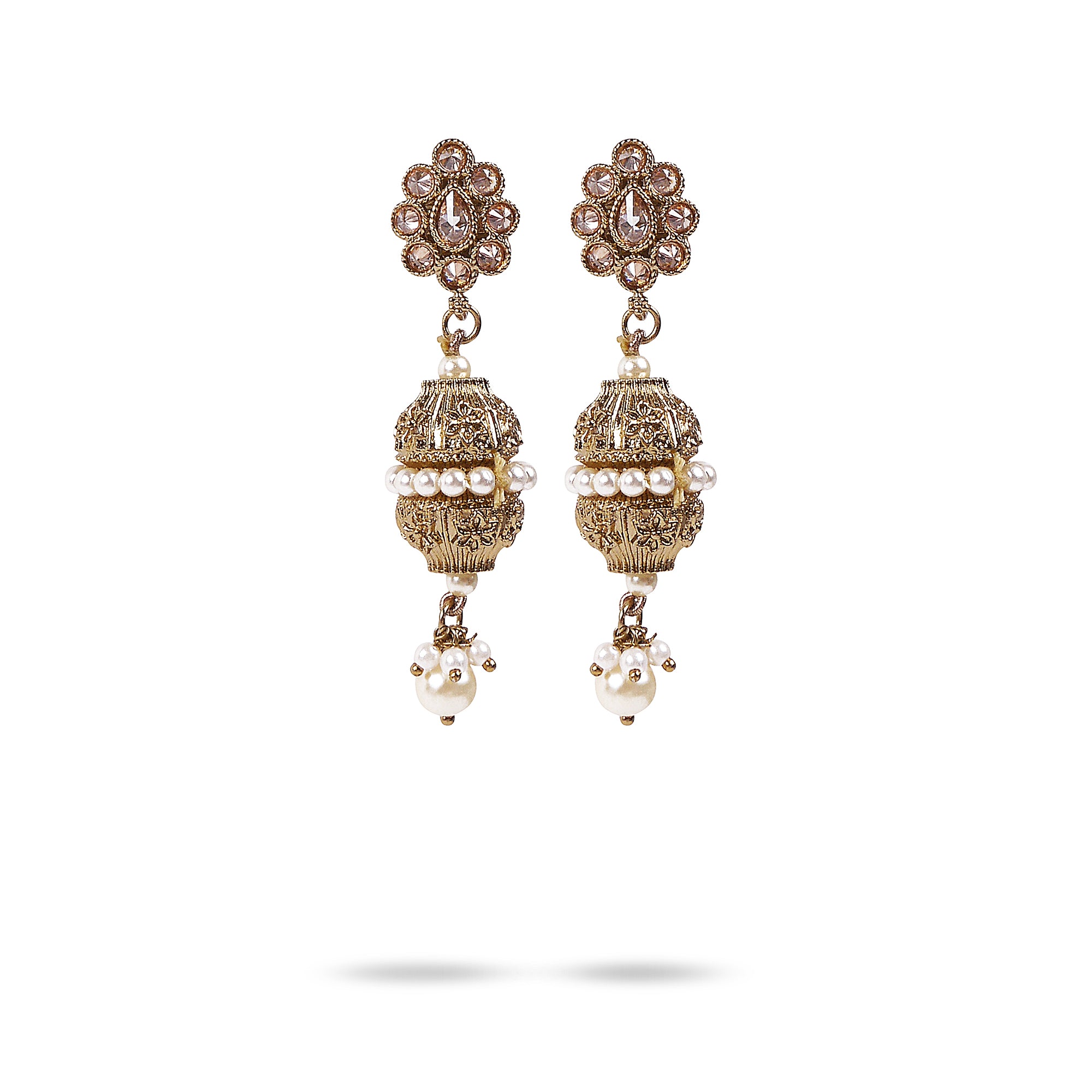 Mahira Pearl Earrings