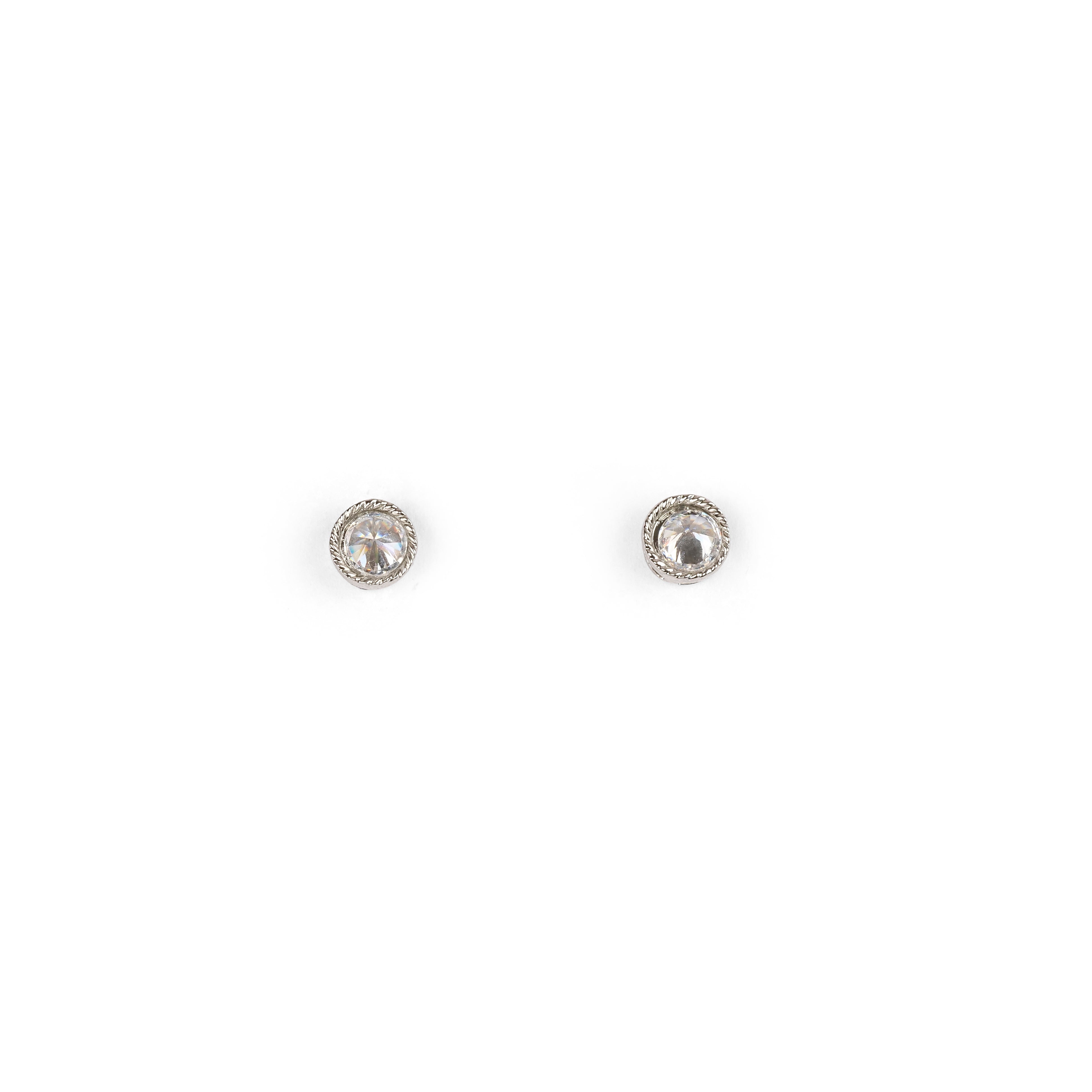 Lia 4mm Ear Studs in Rhodium