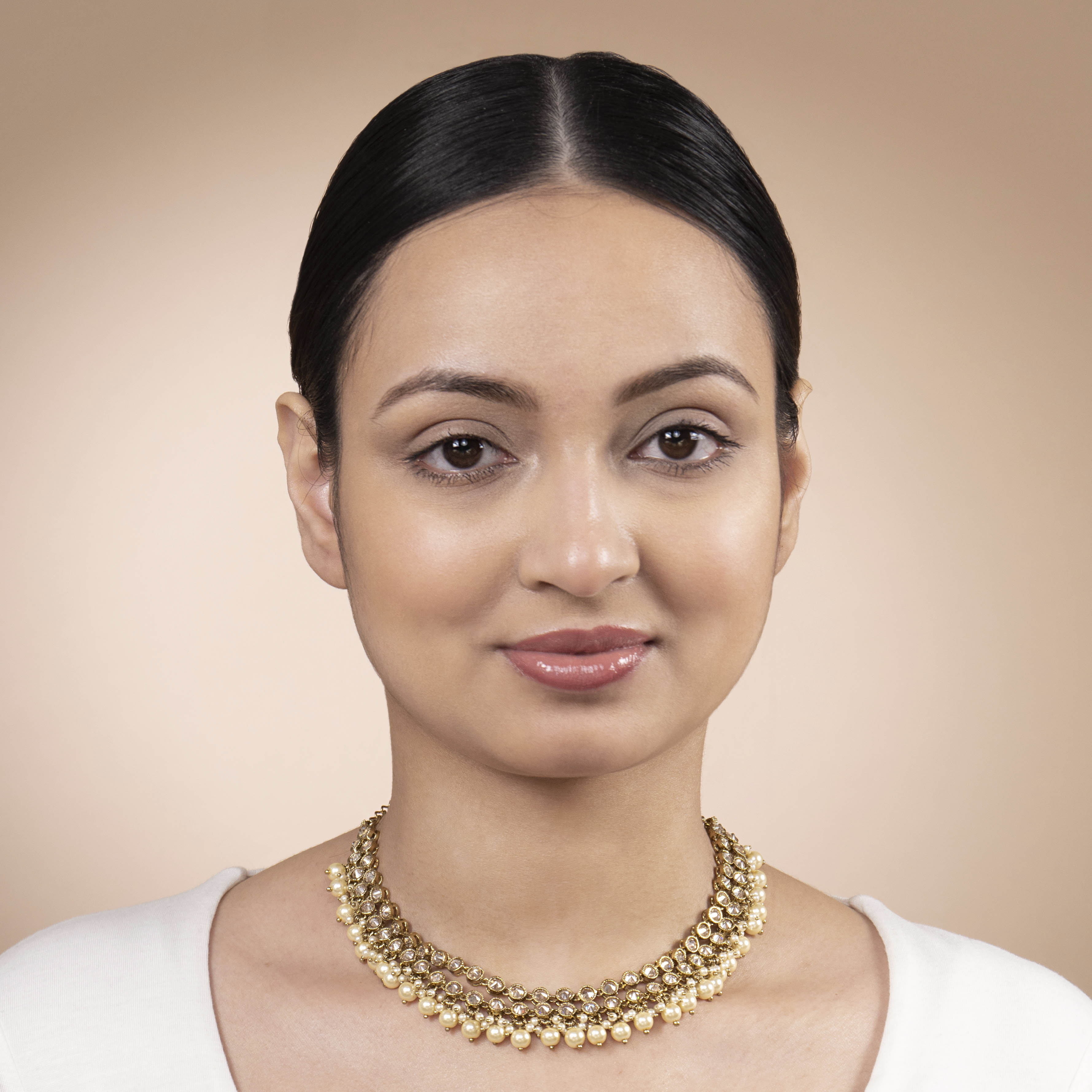 Freena Necklace in Pearl and Antique Gold