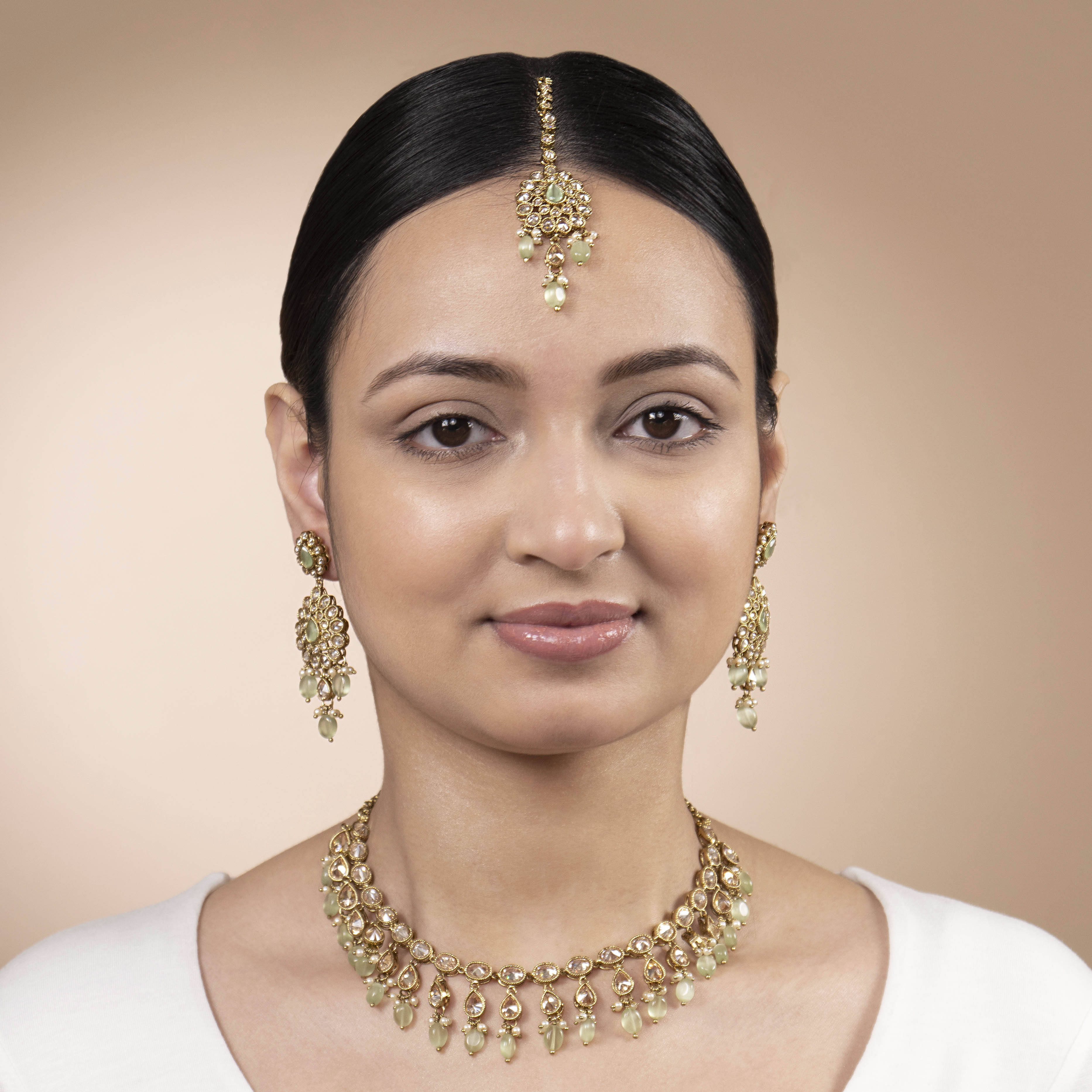 Nilima Necklace Set in Mint