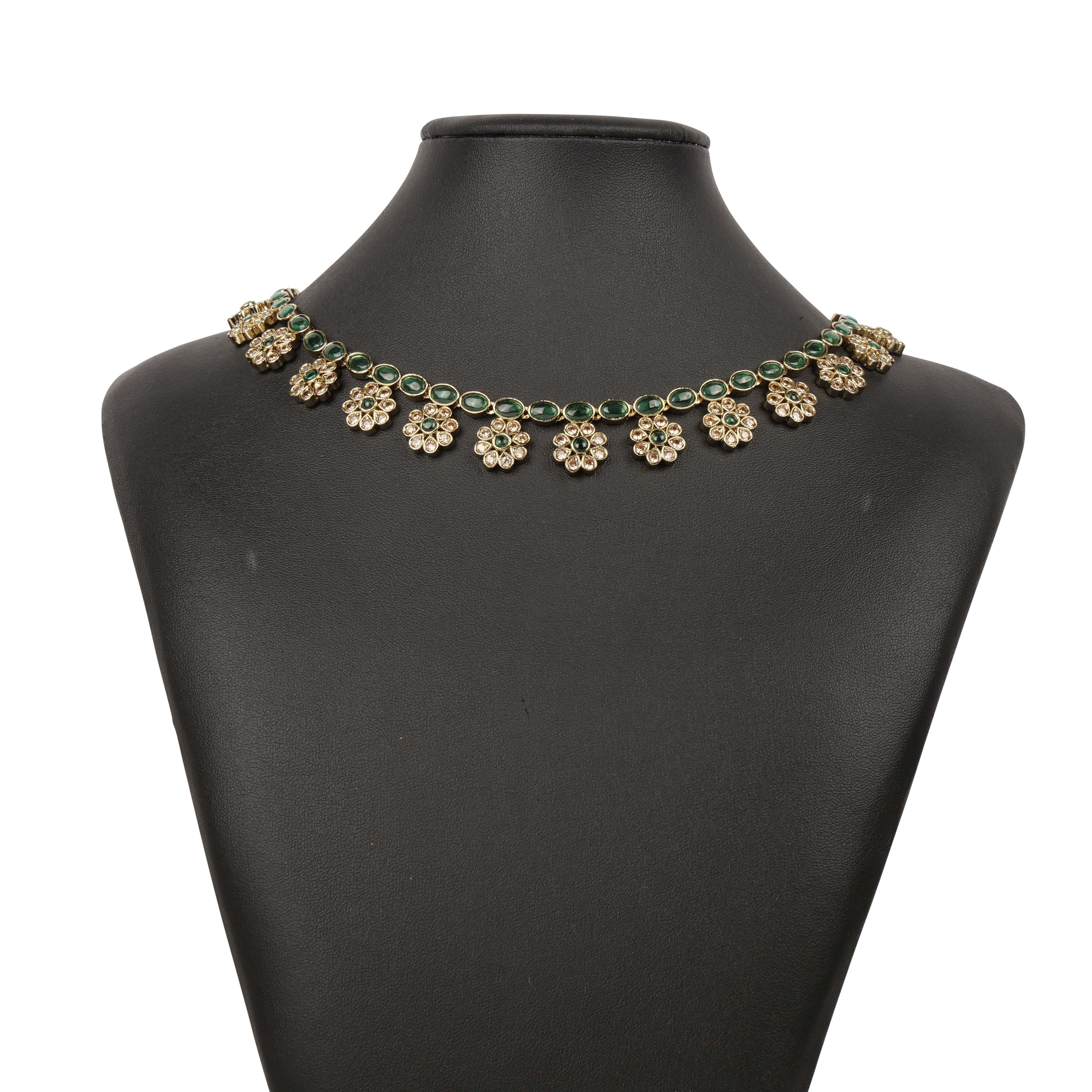 Jasmine Necklace Set in Green