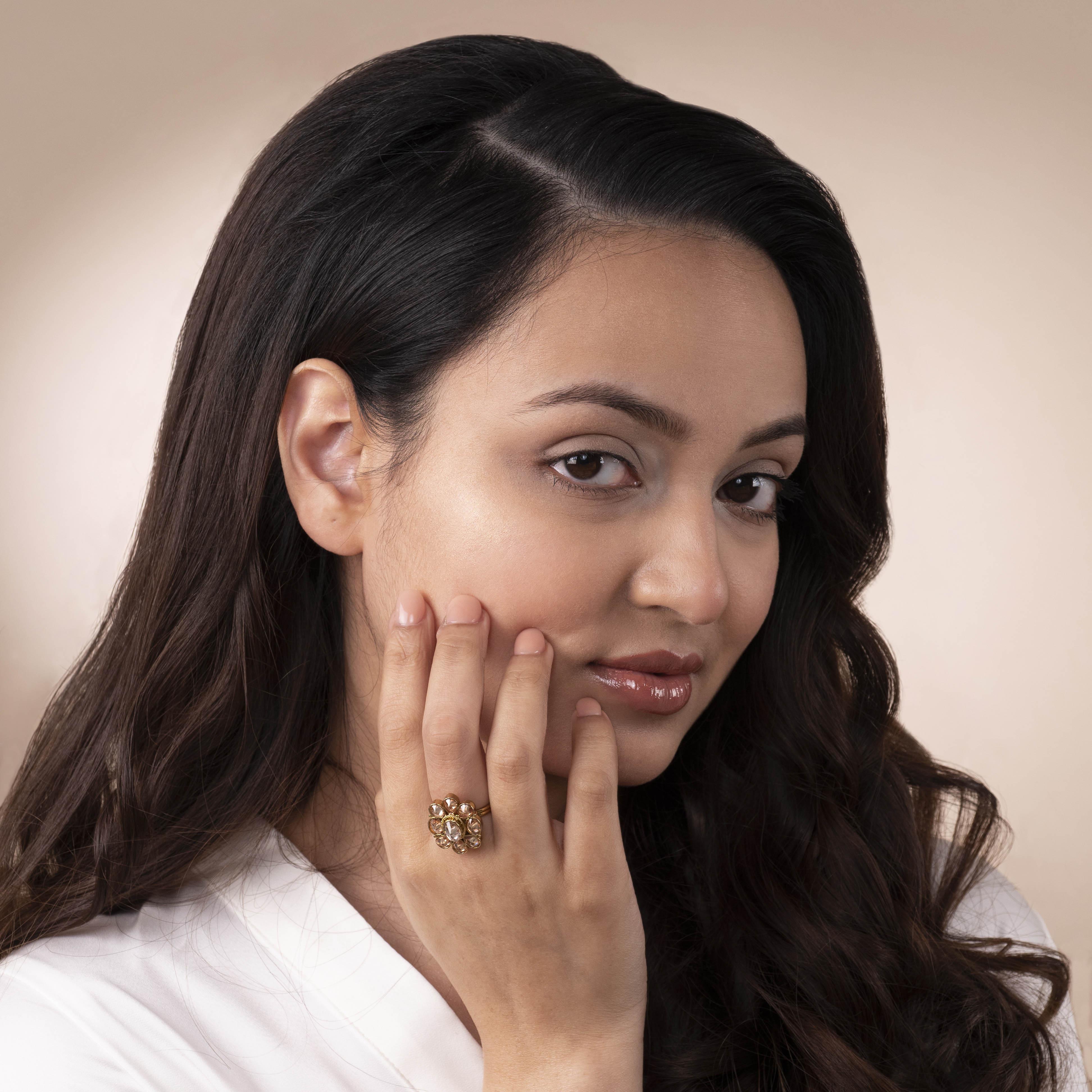 Oval Ring in Antique Gold