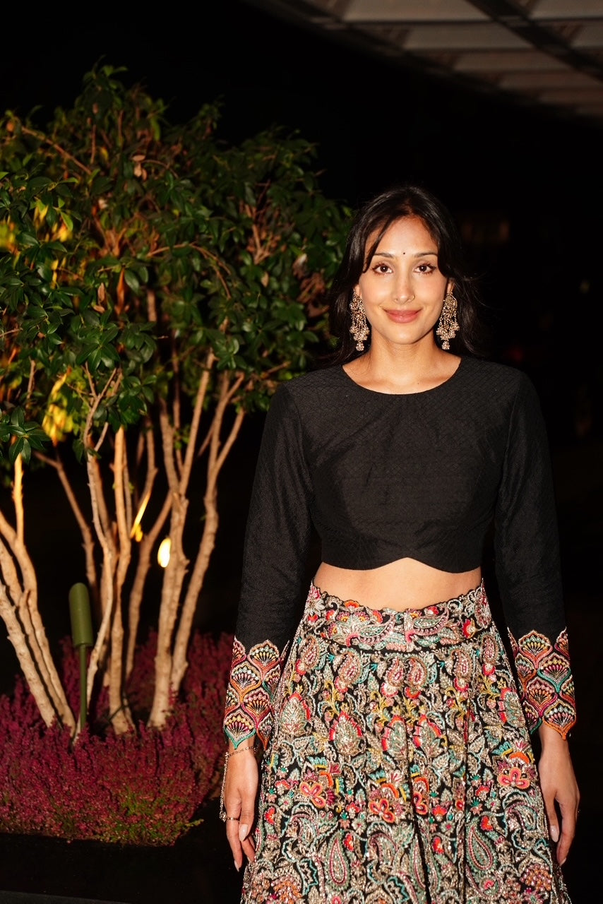 Taj Atwal Shines in Bees Jewellery at Rahul Mishra x Johnnie Walker Diwali Gala
