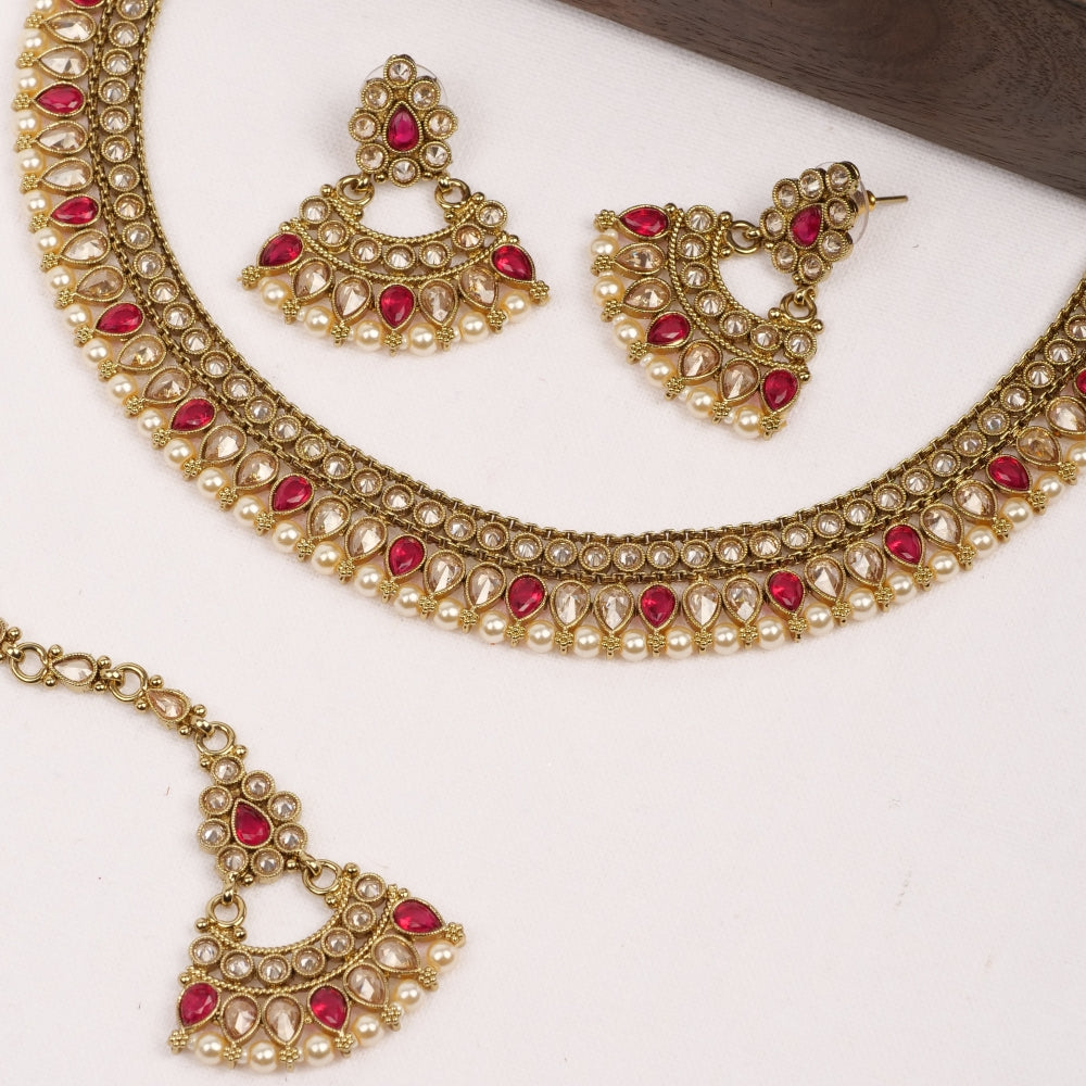 Anala Simple Necklace Set in Ruby and Pearl