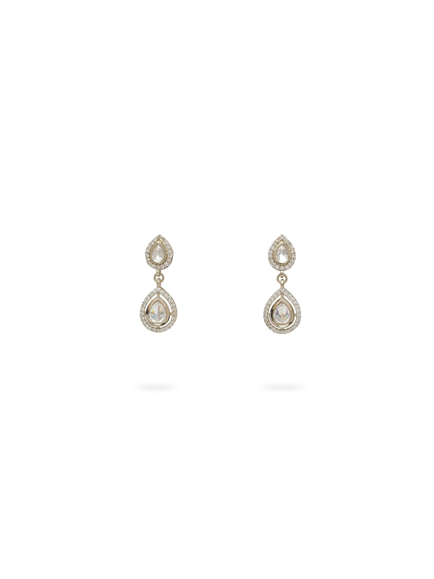 Akshara Kundan Necklace Set in White