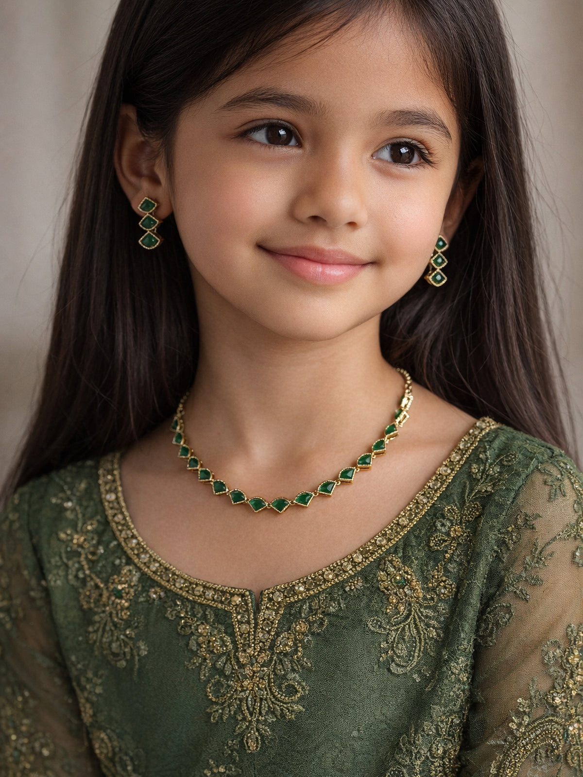 Aleena Simple Neclace Set in Green