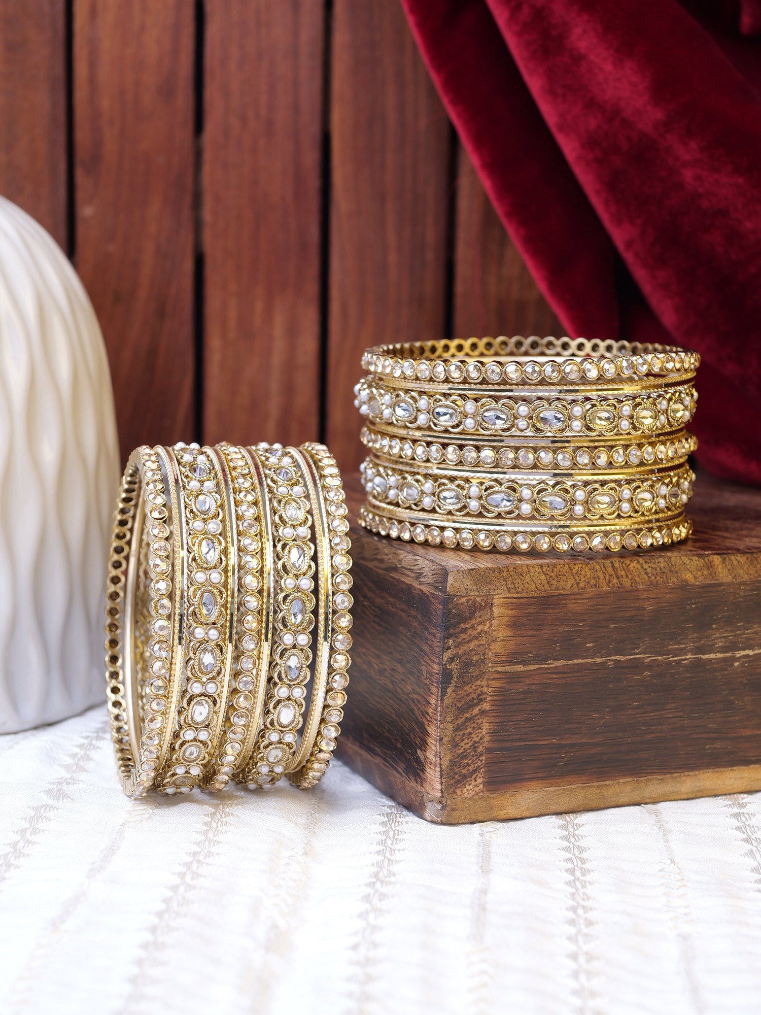 Alira Bangle Set in White and Antique Gold