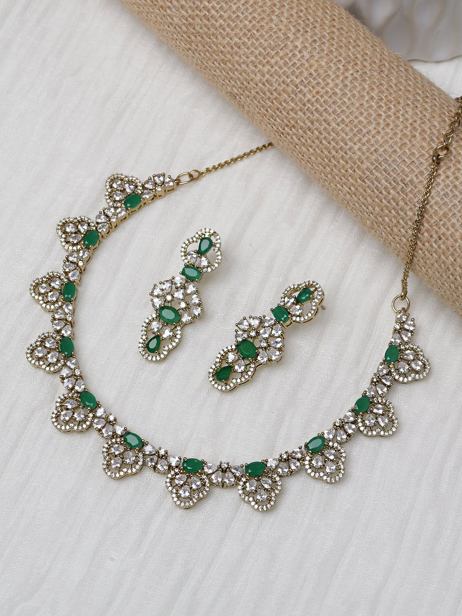 Amaris Cubic Zirconia Necklace Set in Green