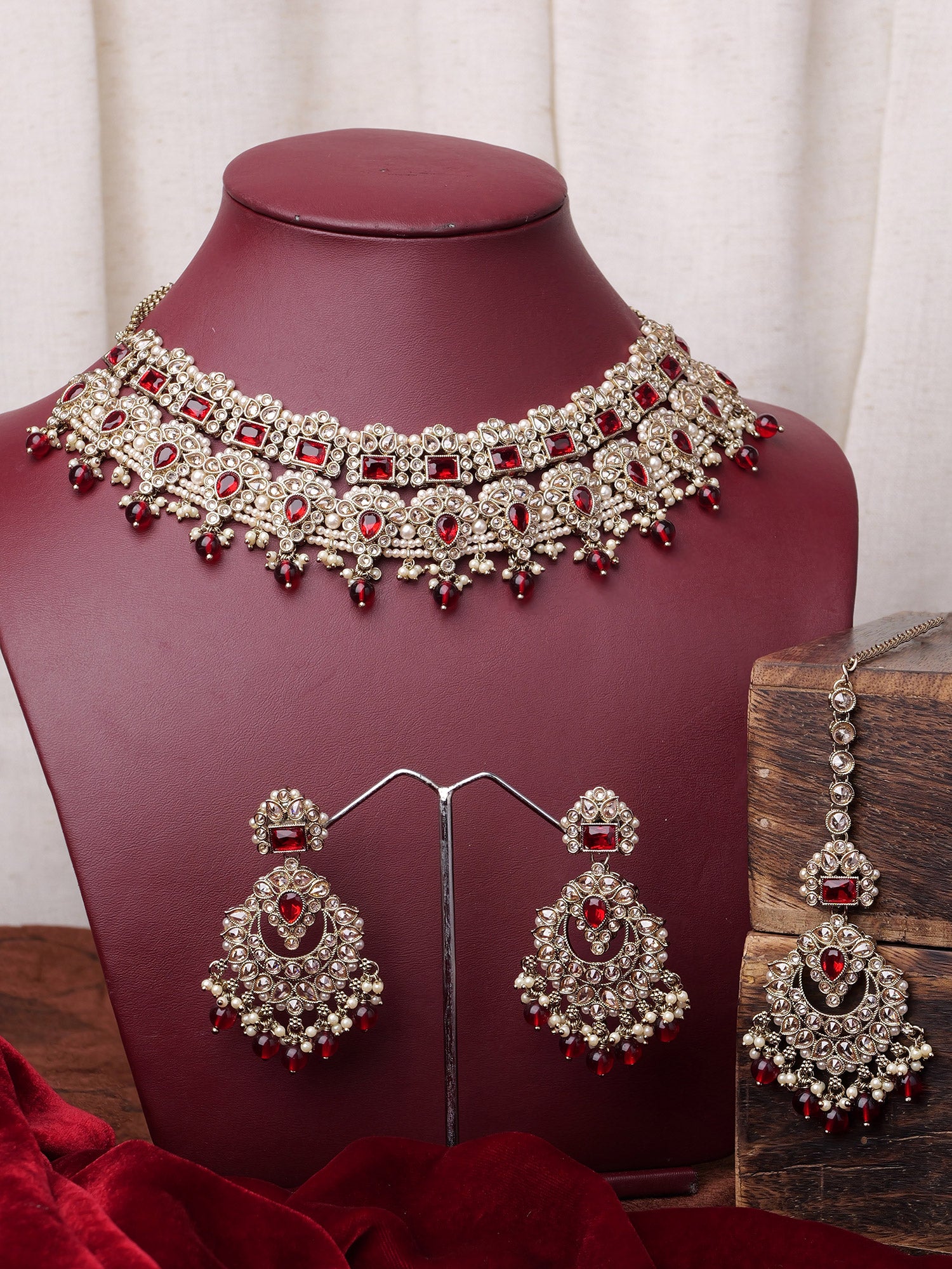 Anoushka Necklace Set in Maroon and Antique Gold